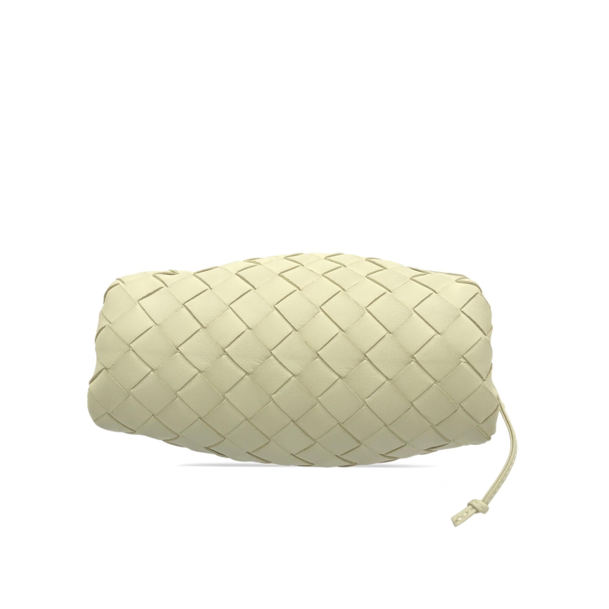 Bottega Veneta Intrecciato The Mini Pouch (SHG-ExaO43)