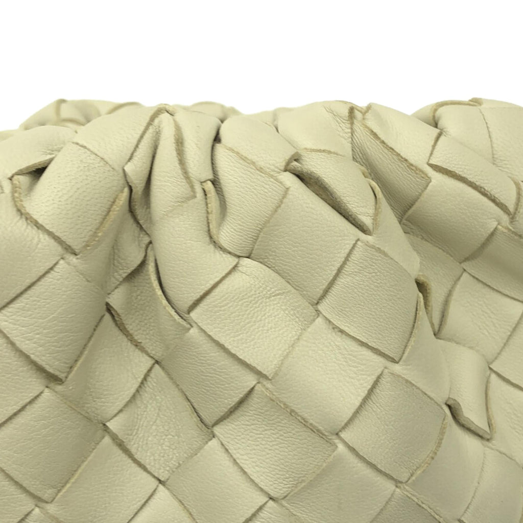 Bottega Veneta Intrecciato The Mini Pouch (SHG-ExaO43)
