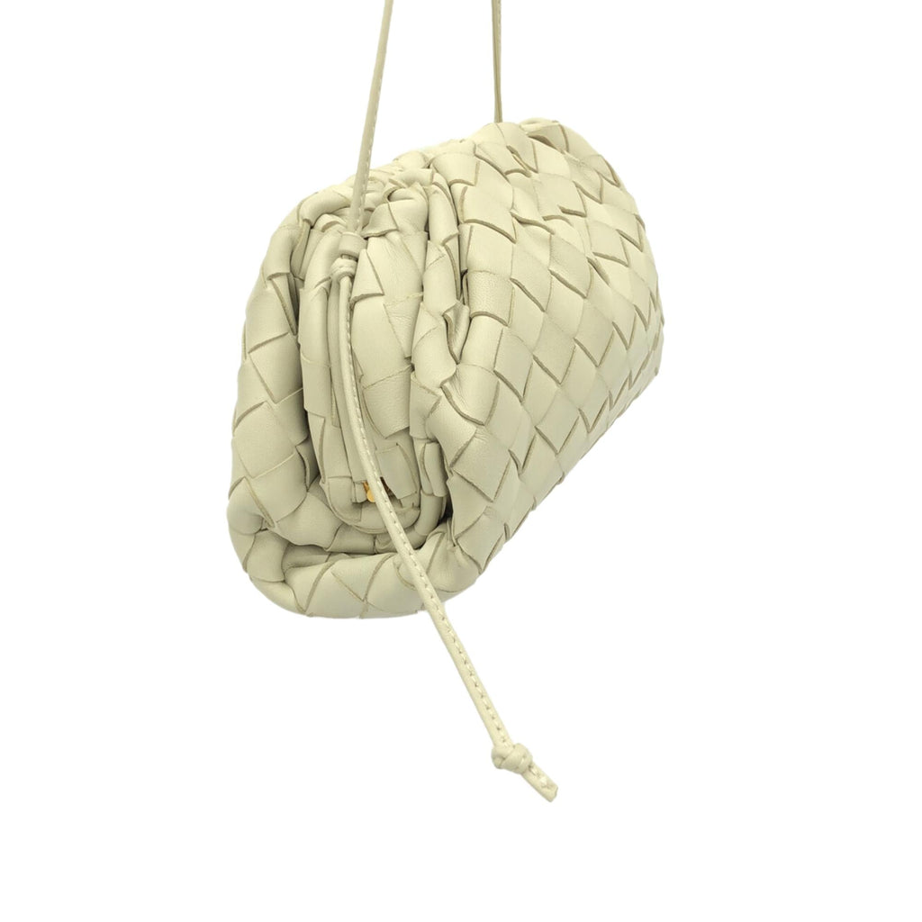 Bottega Veneta Intrecciato The Mini Pouch (SHG-ExaO43)