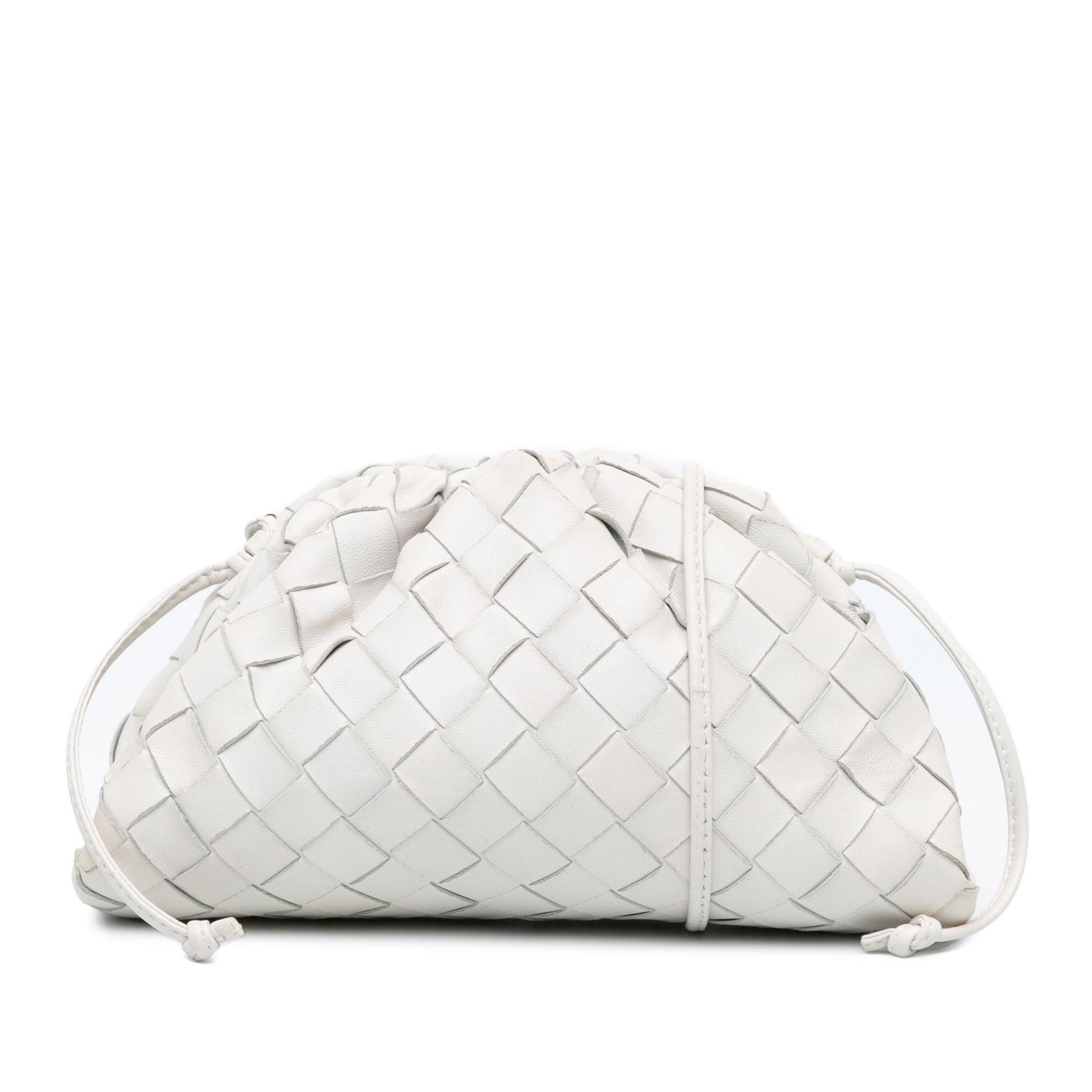 Bottega Veneta Intrecciato The Mini Pouch (SHG-kX6eOP)