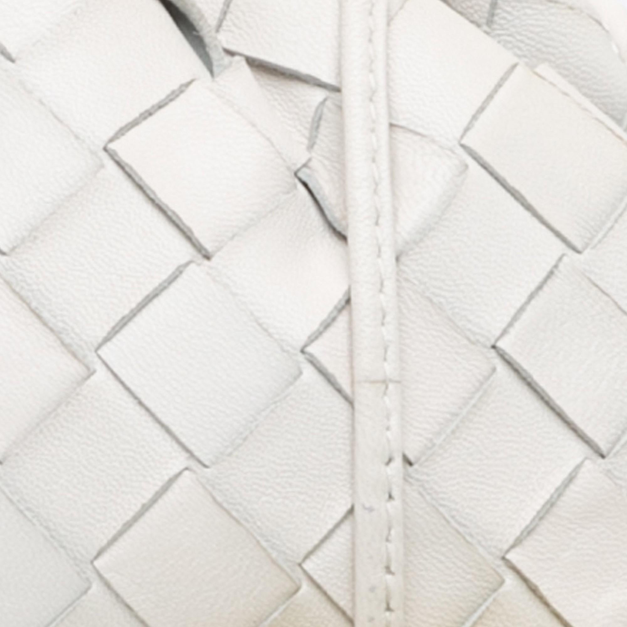 Bottega Veneta Intrecciato The Mini Pouch (SHG-kX6eOP)