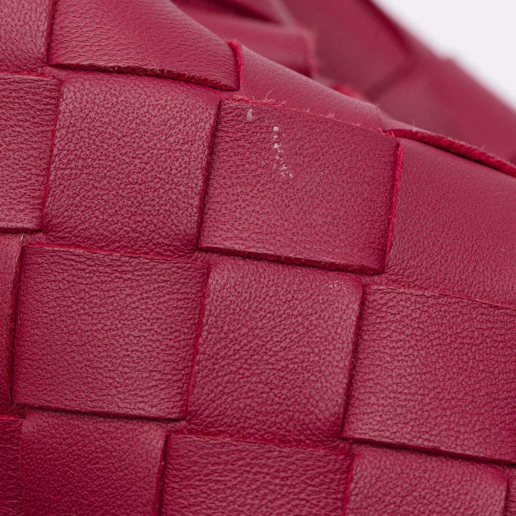 Bottega Veneta Intrecciato The Pouch (SHG-QLP62y)