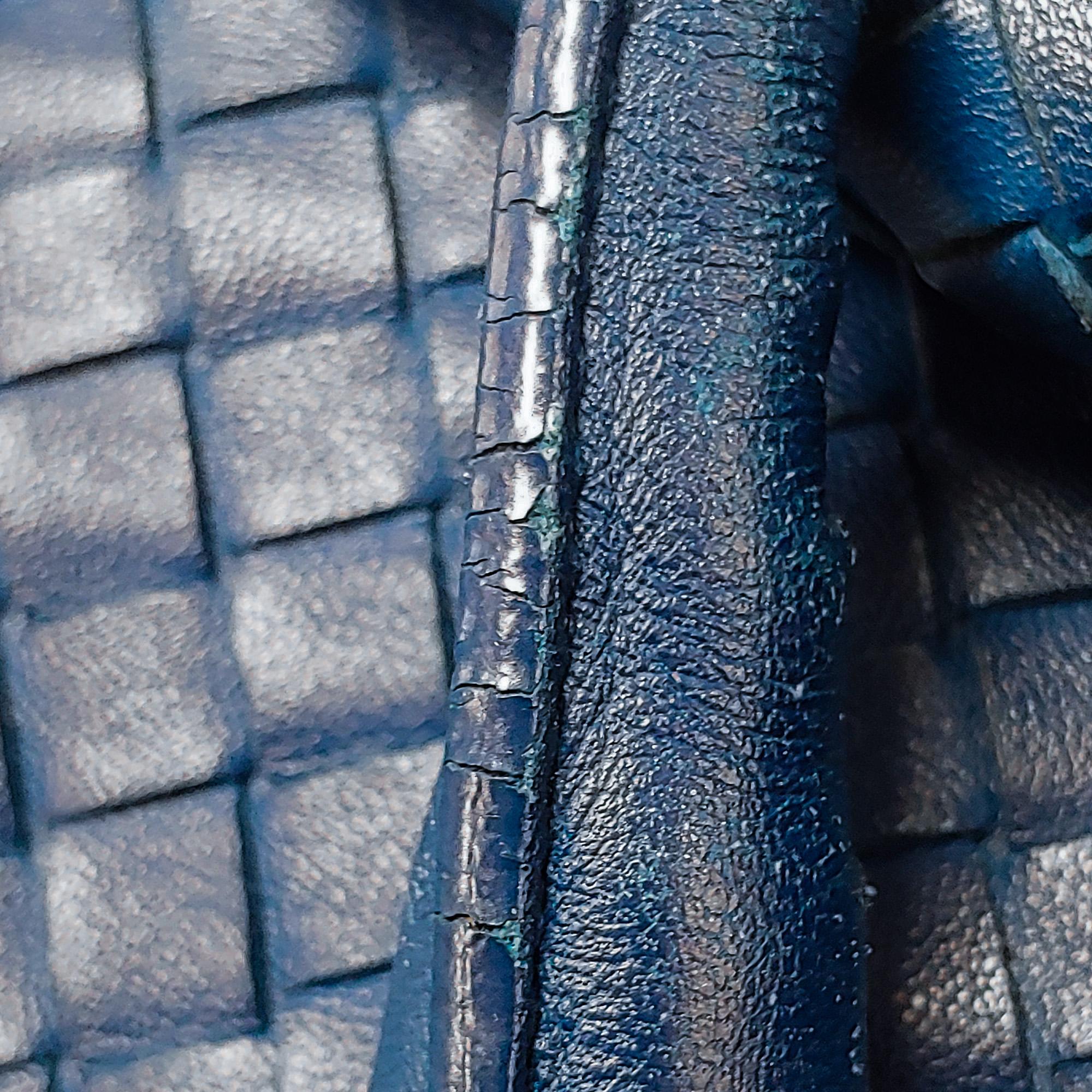 Bottega Veneta Intrecciato Tote Bag (SHG-3ZYX4x)