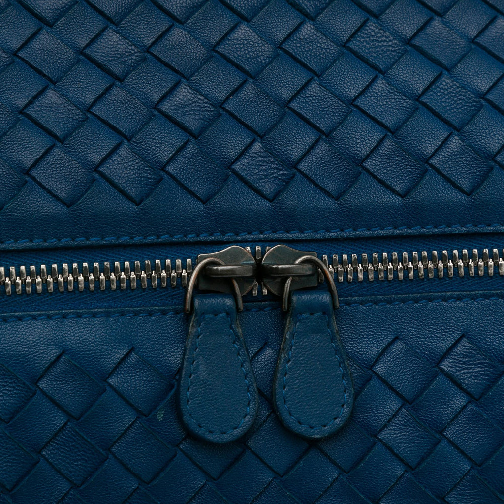 Bottega Veneta Intrecciato Tote Bag (SHG-3ZYX4x)