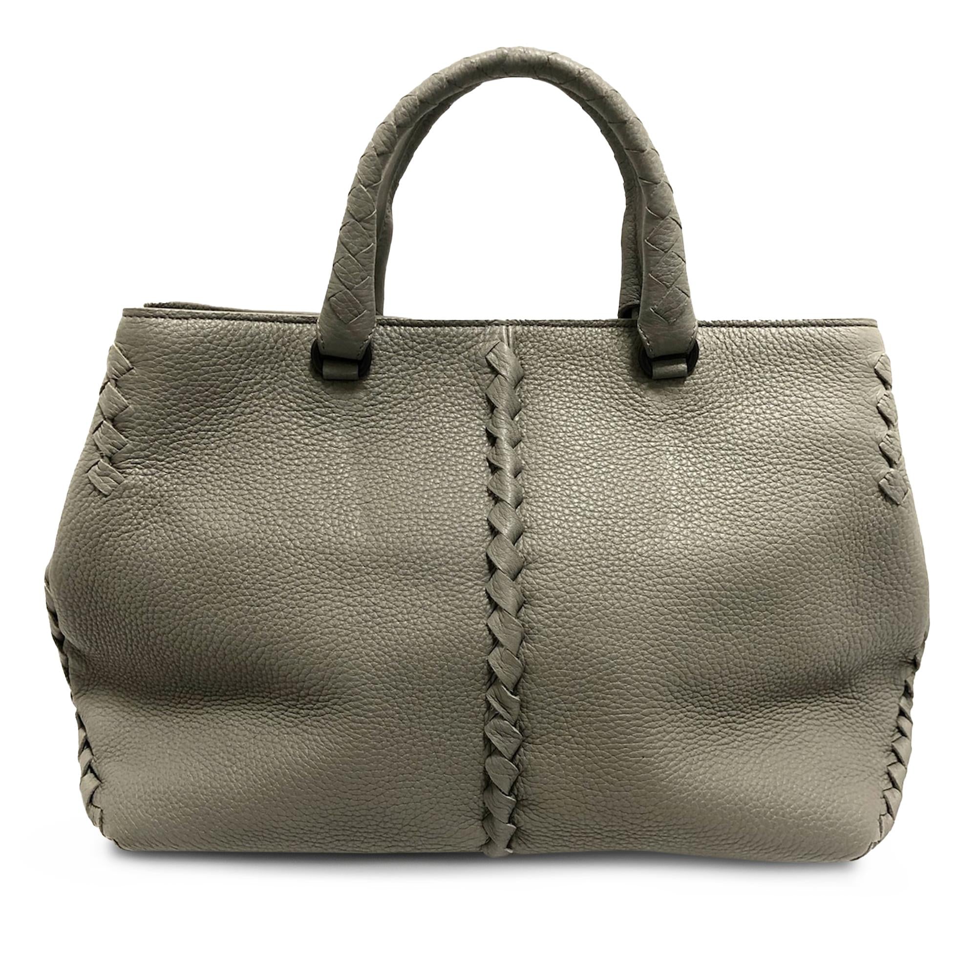 Bottega Veneta Intrecciato Trimmed Cervo Handbag (SHG-3legY7)
