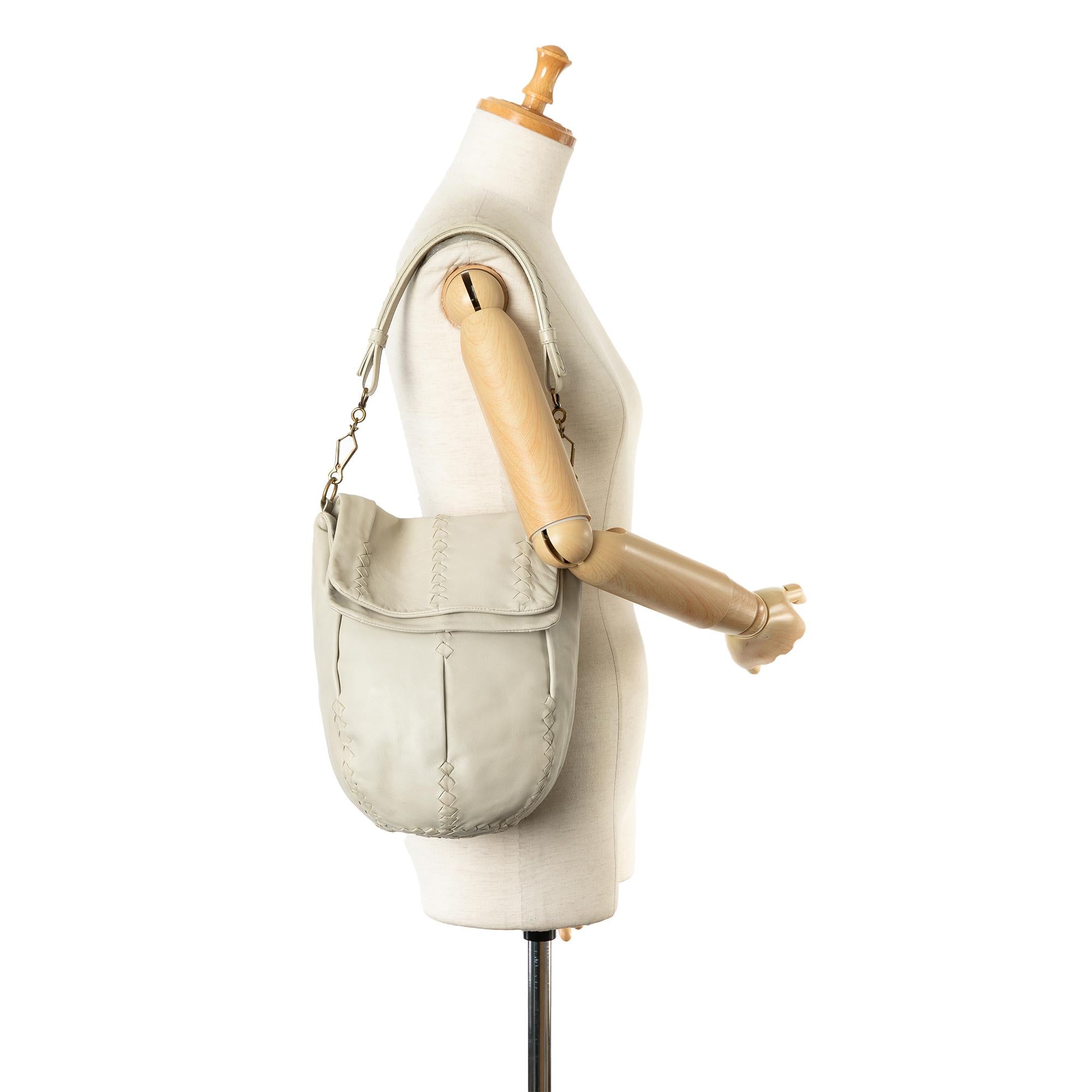 Bottega Veneta Intrecciato-Trimmed Hobo (SHG-Vjy100)