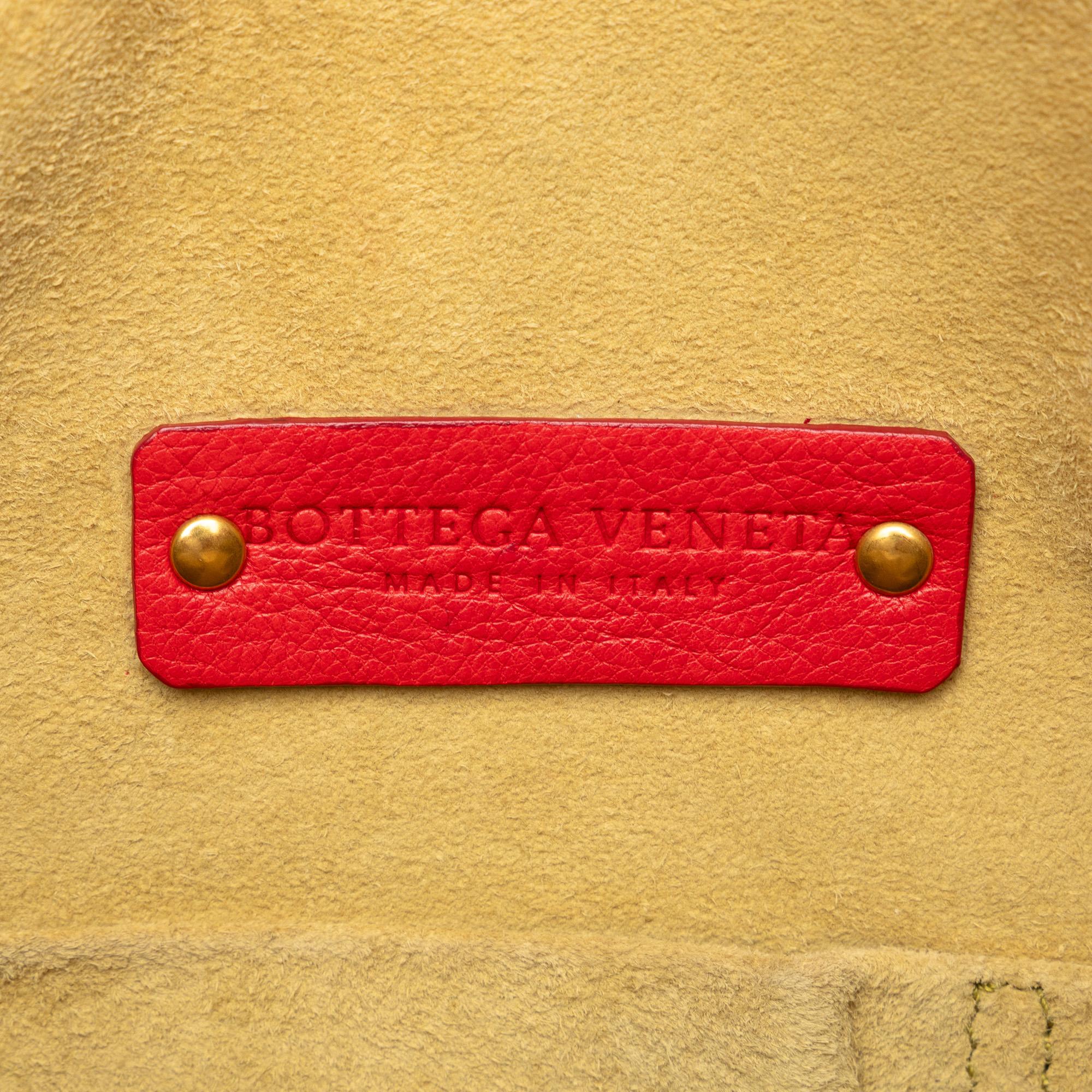 Bottega Veneta Intrecciato Trimmed Leather Shoulder Bag (SHG-3guURJ)