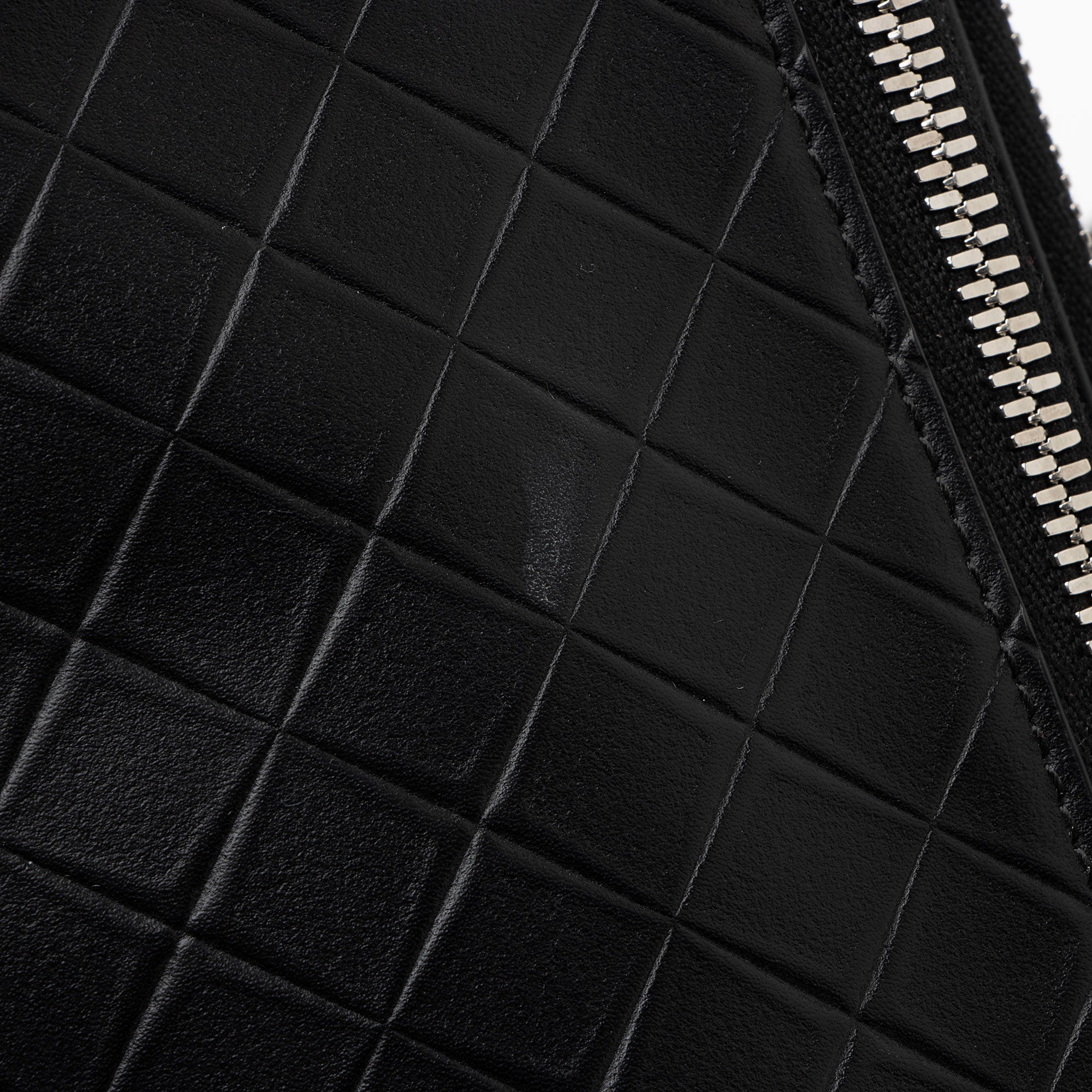 Bottega Veneta Intrecciomirage Nappa Triple Zip Maxi Messenger (SHF-Jn9MKL)