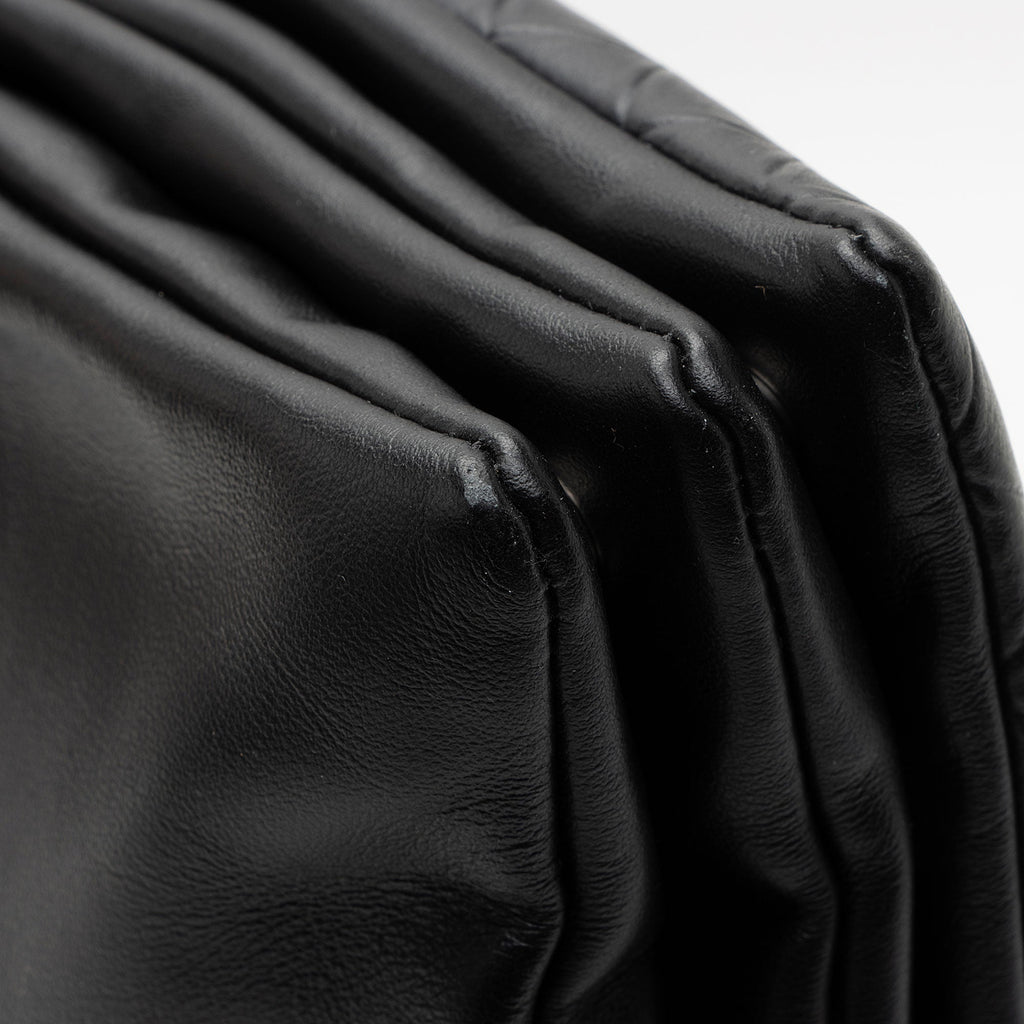 Bottega Veneta Intrecciomirage Nappa Triple Zip Maxi Messenger (SHF-Jn9MKL)