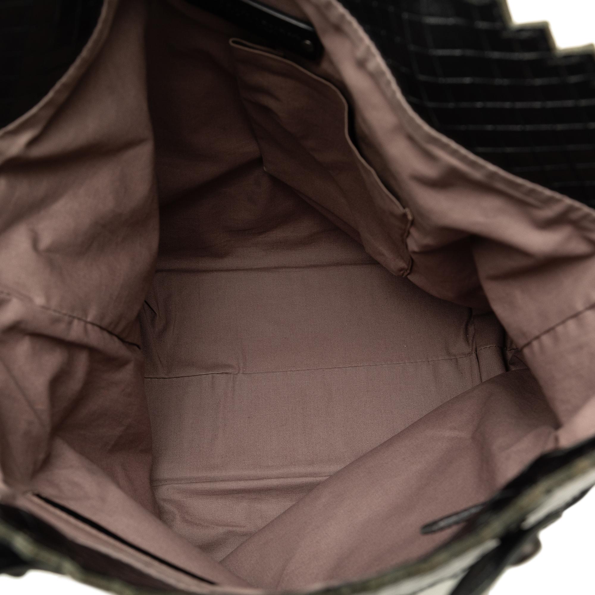 Bottega Veneta Intrecciomirage Trimmed Canvas Tote (SHG-OeLhp5)