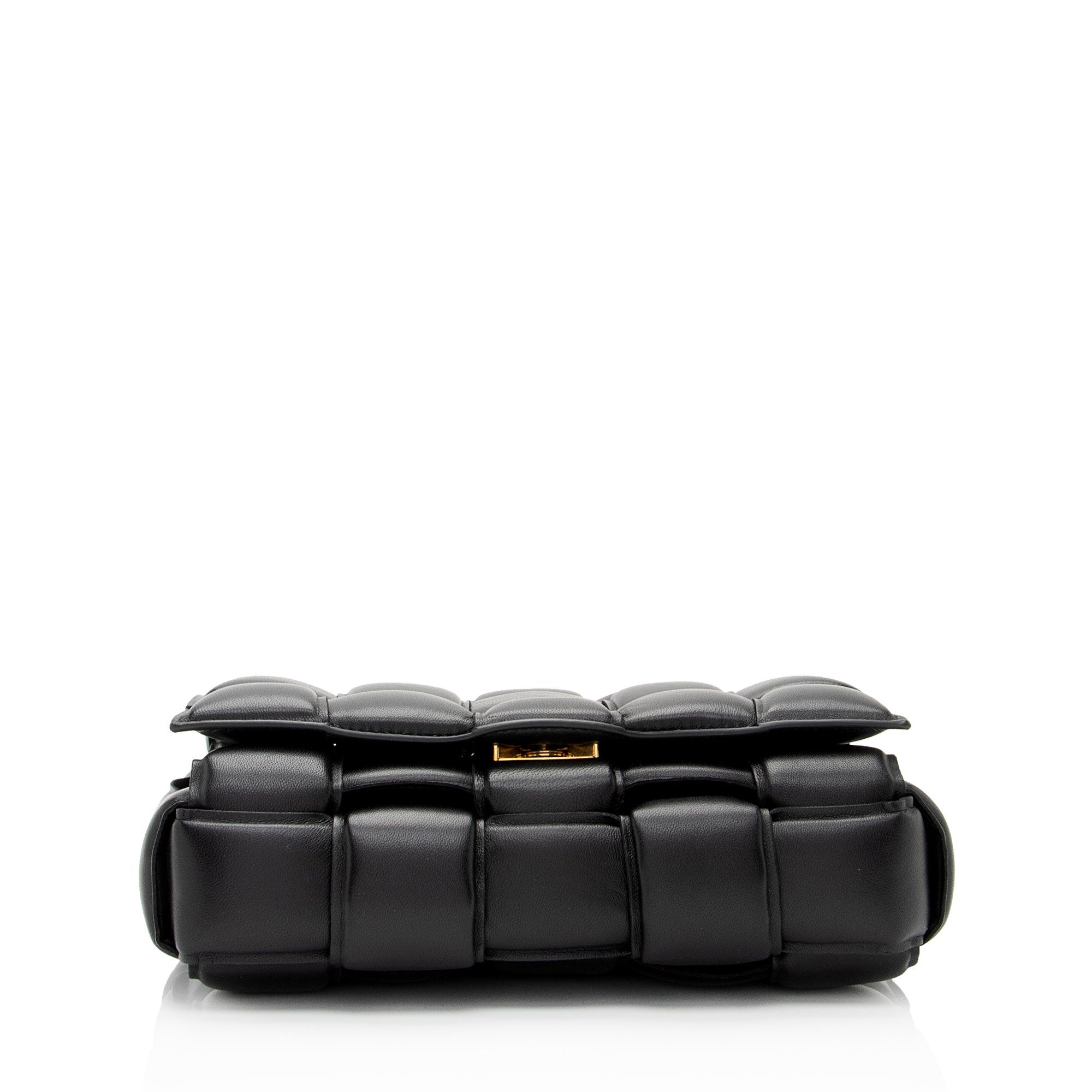 Bottega Veneta Lambskin Cassette Chain Maxi Shoulder Bag (SHF-xyxd6R)
