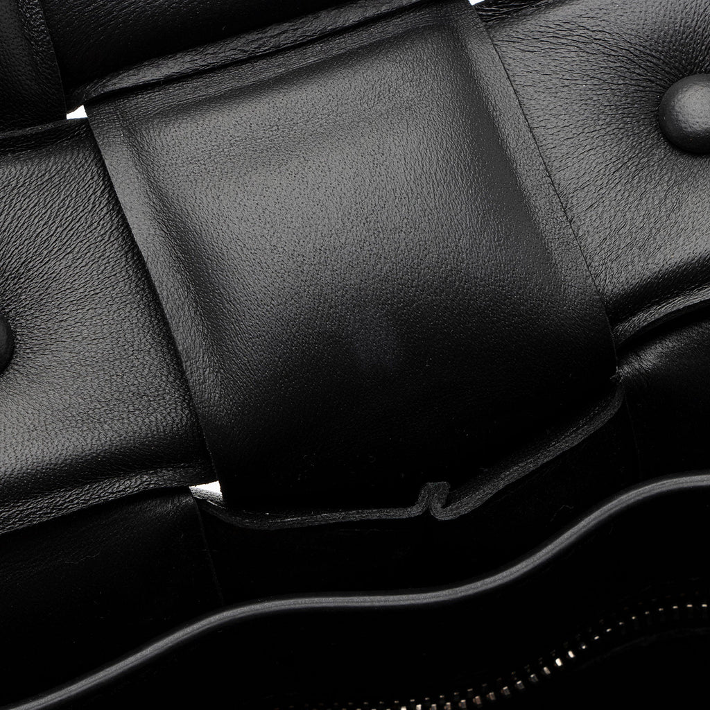 Bottega Veneta Lambskin Cassette Chain Maxi Shoulder Bag (SHF-JbNRjz)