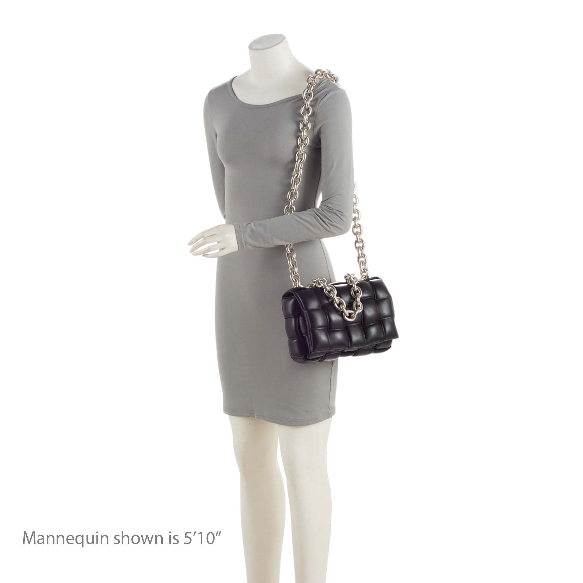 Bottega Veneta Lambskin Cassette Chain Maxi Shoulder Bag (SHF-JbNRjz)