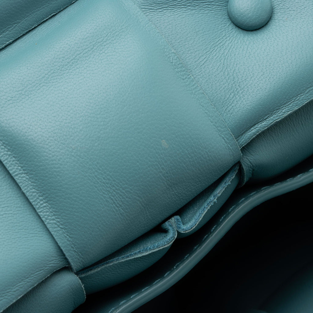 Bottega Veneta Lambskin Cassette Chain Maxi Shoulder Bag (SHF-0QZNRJ)