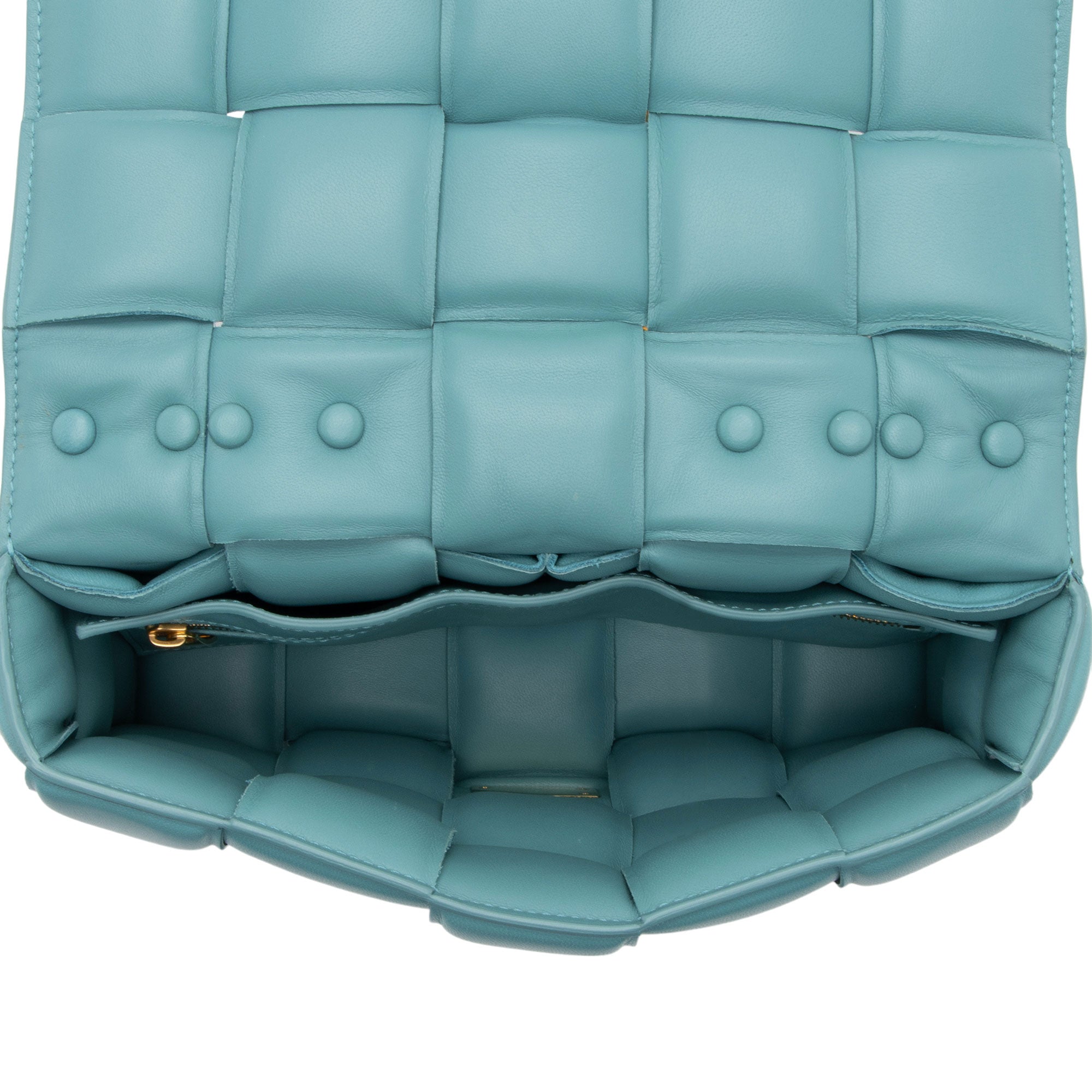 Bottega Veneta Lambskin Cassette Chain Maxi Shoulder Bag (SHF-0QZNRJ)