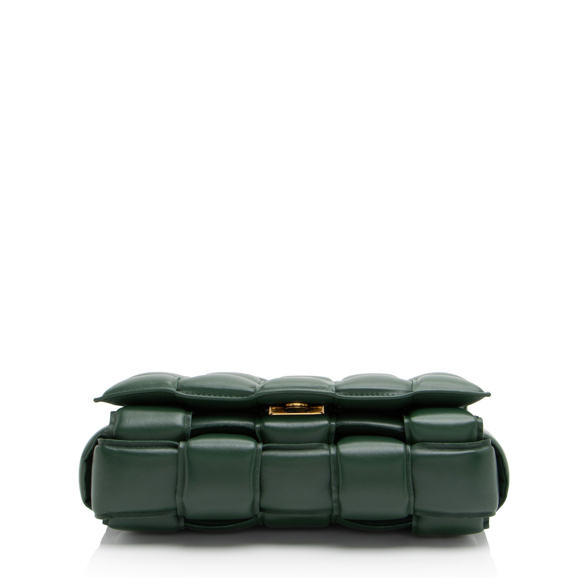 Bottega Veneta Lambskin Cassette Chain Maxi Shoulder Bag (SHF-FiotNd)