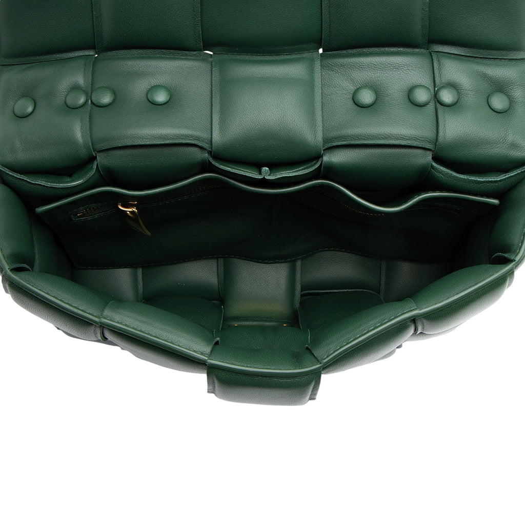 Bottega Veneta Lambskin Cassette Chain Maxi Shoulder Bag (SHF-FiotNd)
