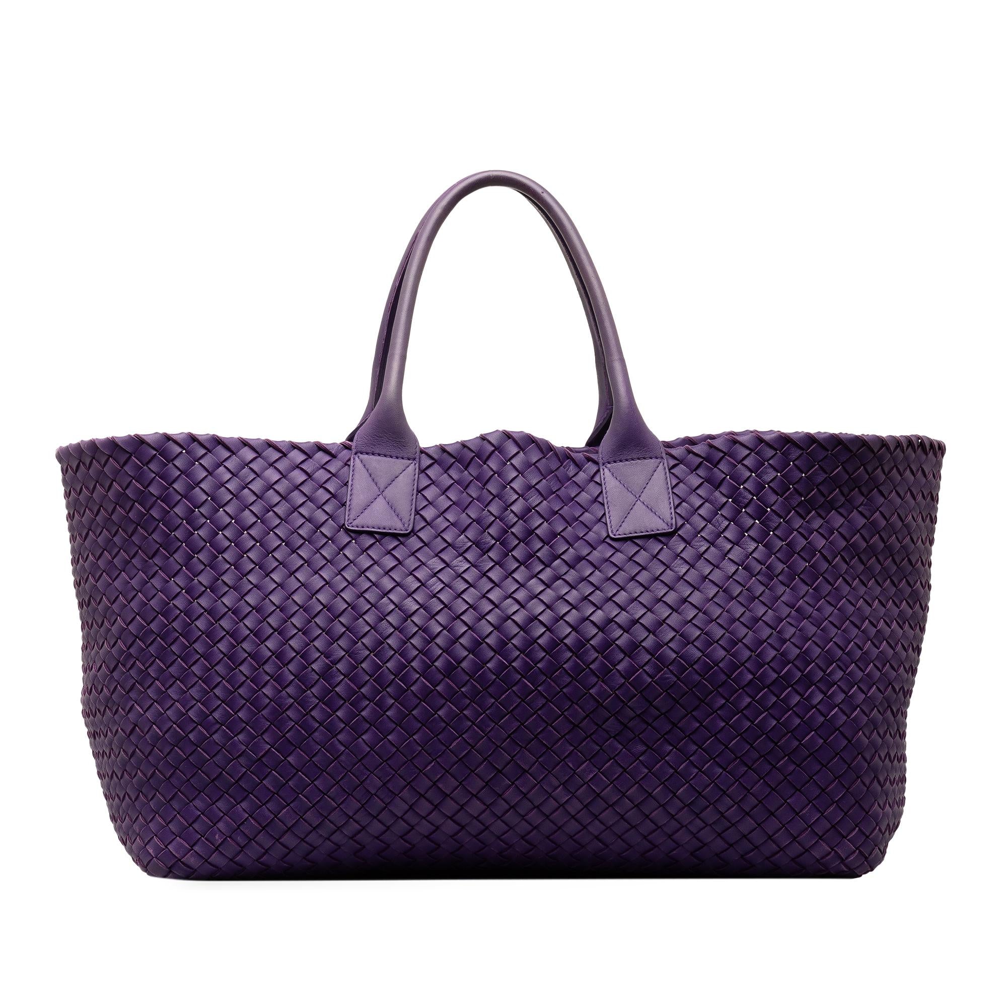 Bottega Veneta Large Intrecciato Cabat (SHG-SmsNEV)