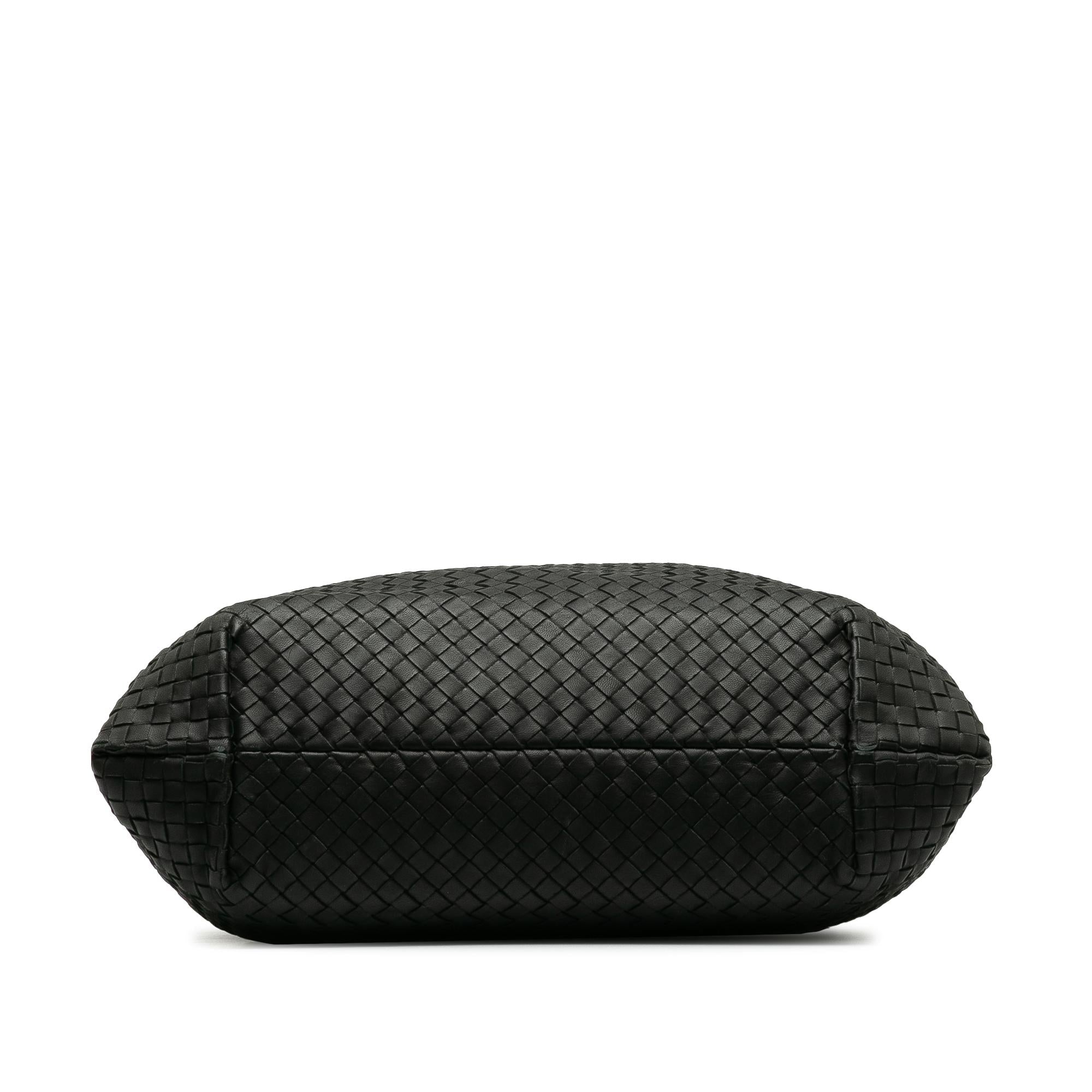 Bottega Veneta Large Intrecciato Capri Tote (SHG-DWth7B)