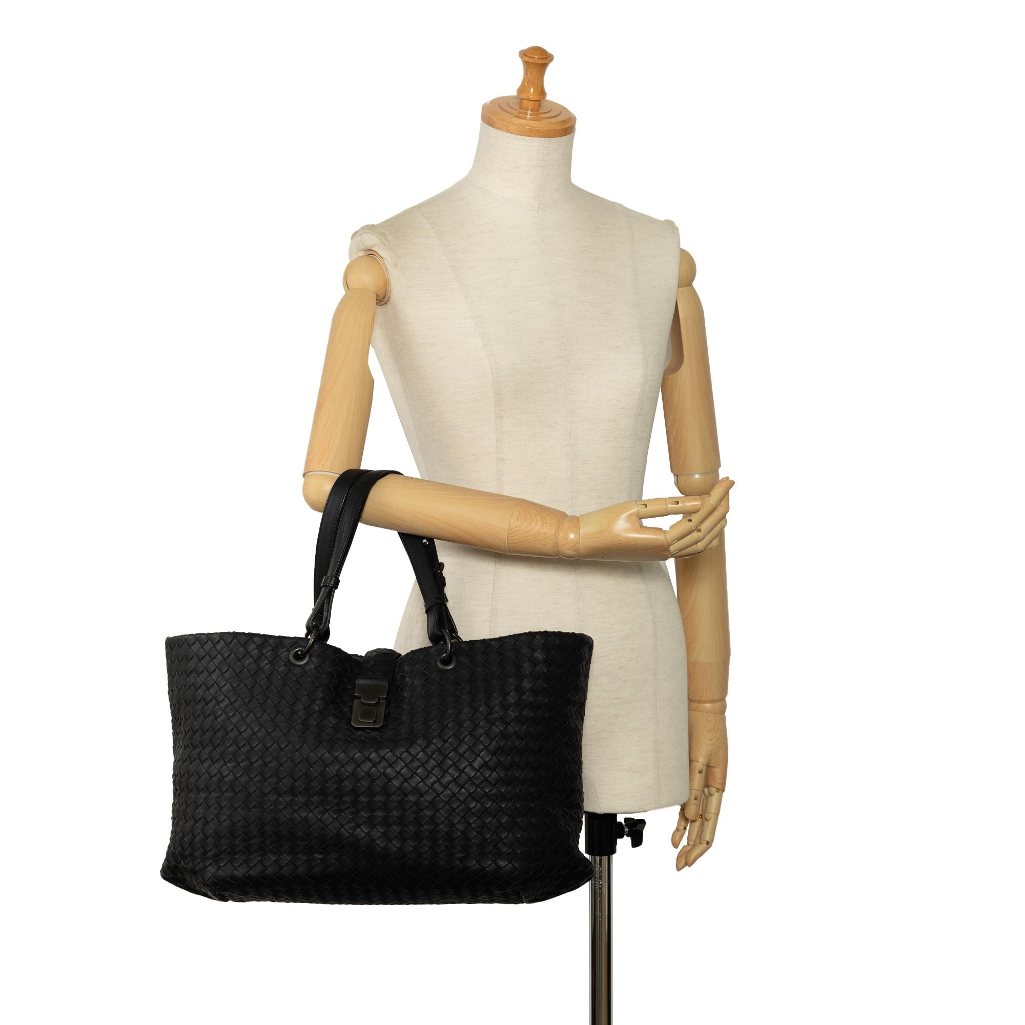 Bottega Veneta Large Intrecciato Capri Tote (SHG-DWth7B)