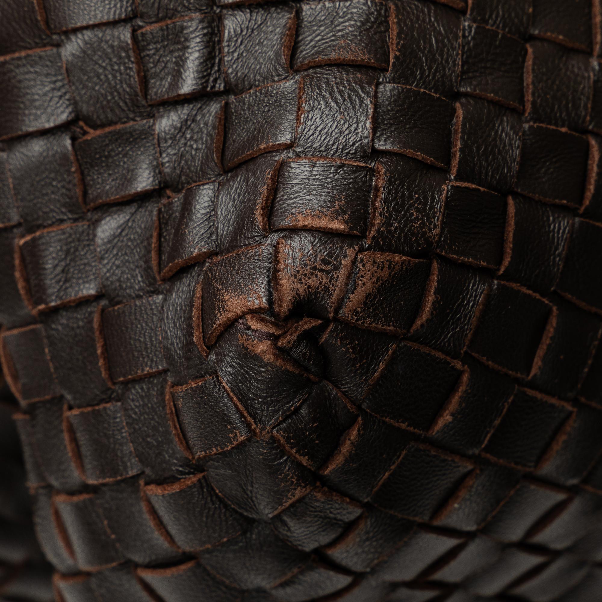 Bottega Veneta Large Intrecciato Cesta Tote Bag (SHG-8KBKHr)