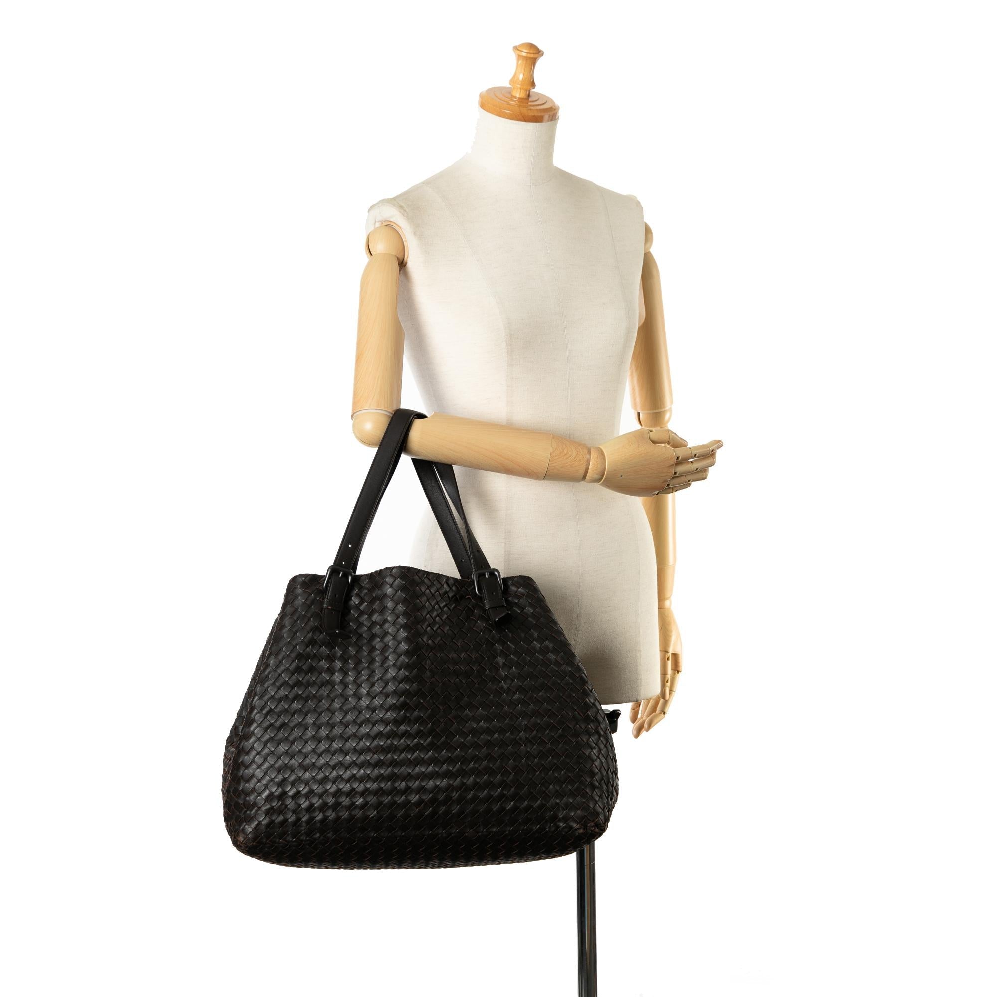 Bottega Veneta Large Intrecciato Cesta Tote Bag (SHG-8KBKHr)