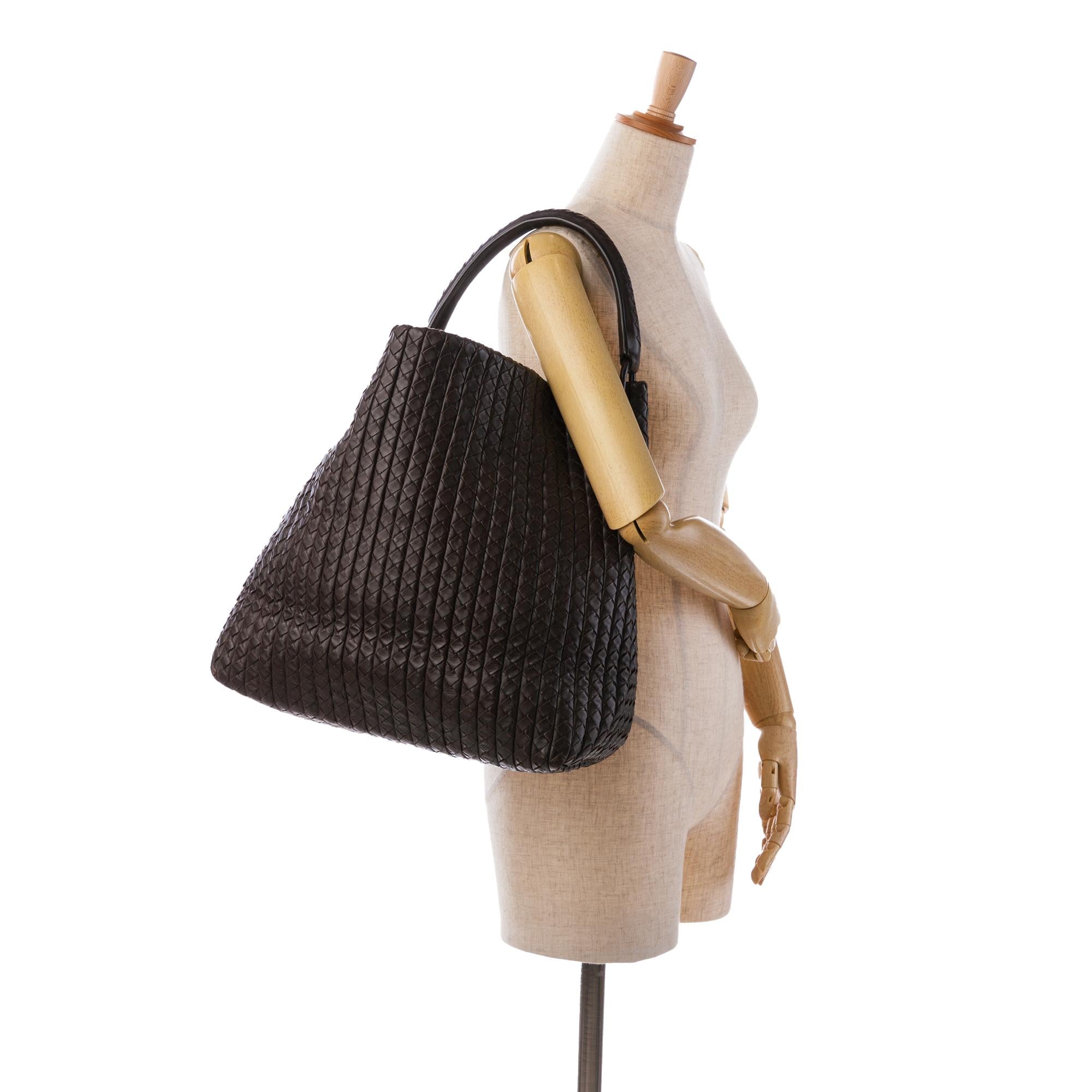 Bottega Veneta Large Intrecciato Nappa Natte Hobo (SHG-E8RHmj)