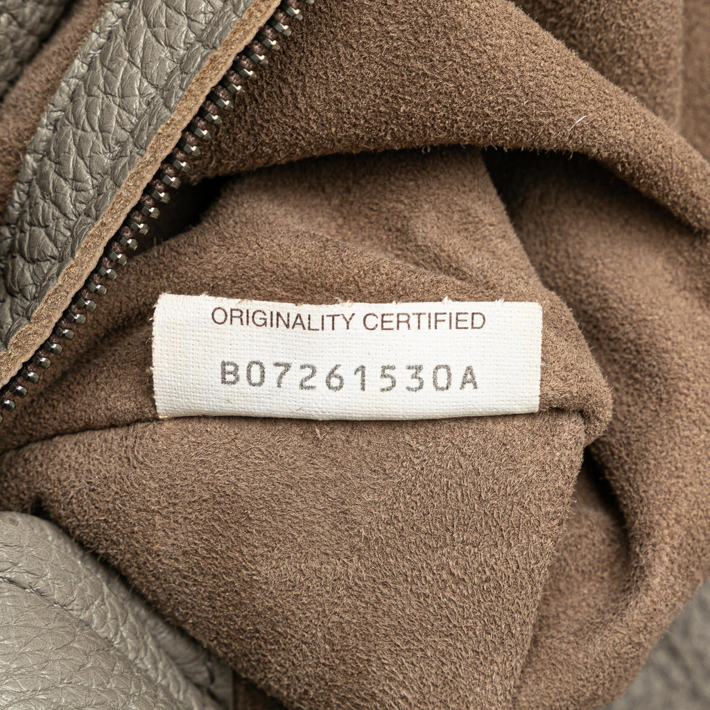 Bottega Veneta Large Washed Cervo Deerskin Hobo (SHG-VeUCjW)