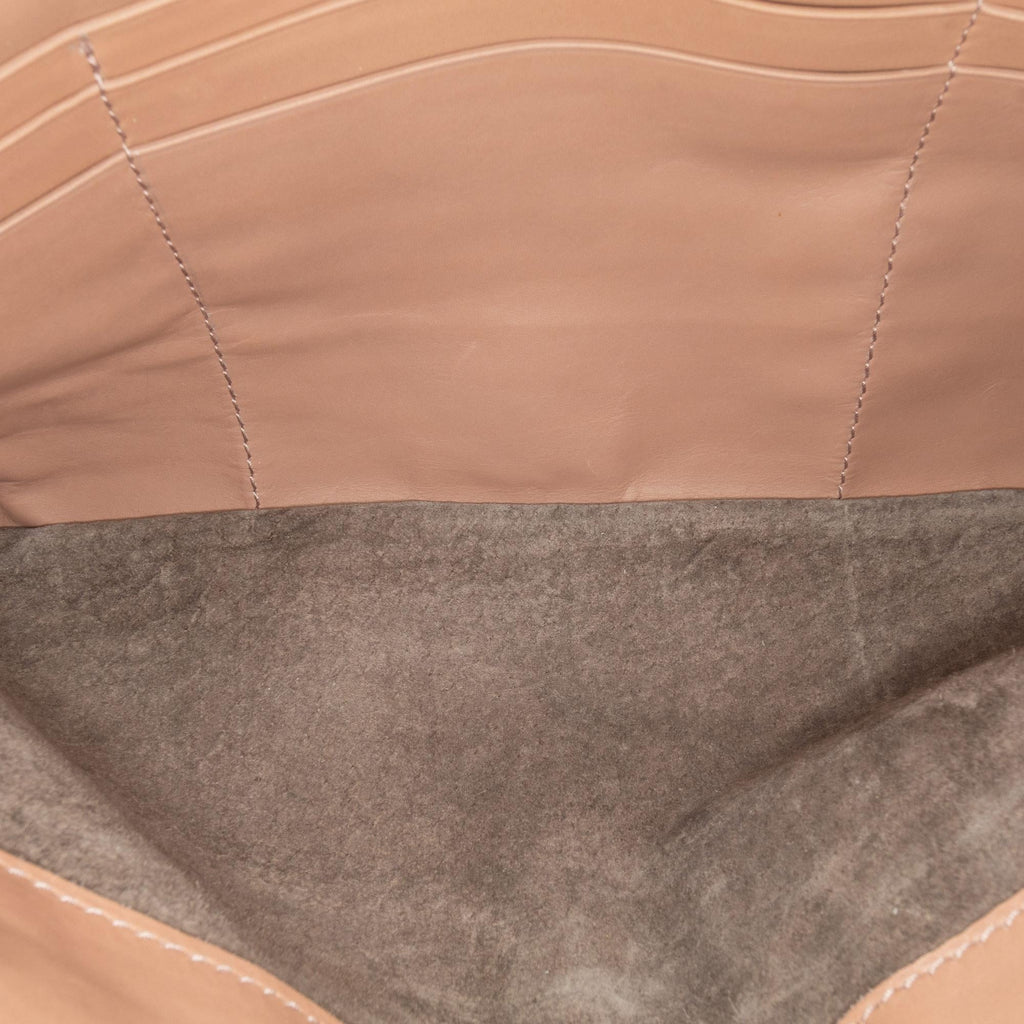 Bottega Veneta Leather Clutch (SHG-7Jqfs2)