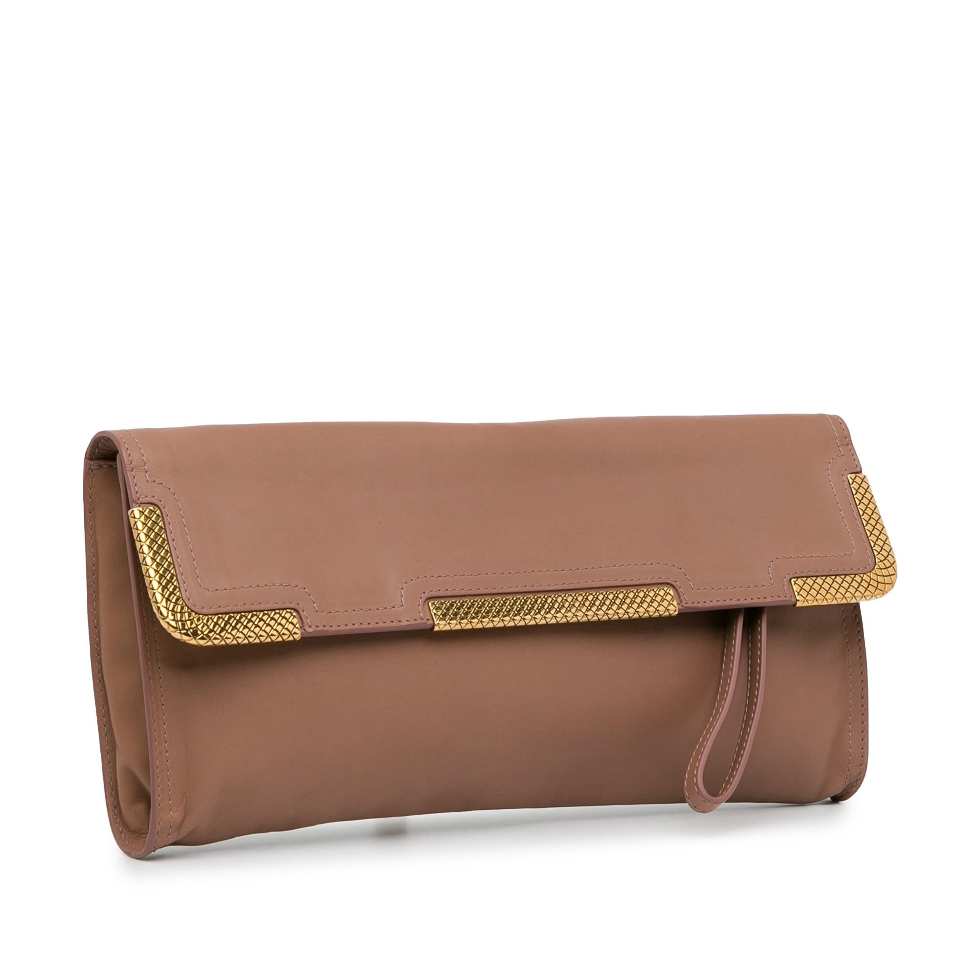 Bottega Veneta Leather Clutch (SHG-7Jqfs2)