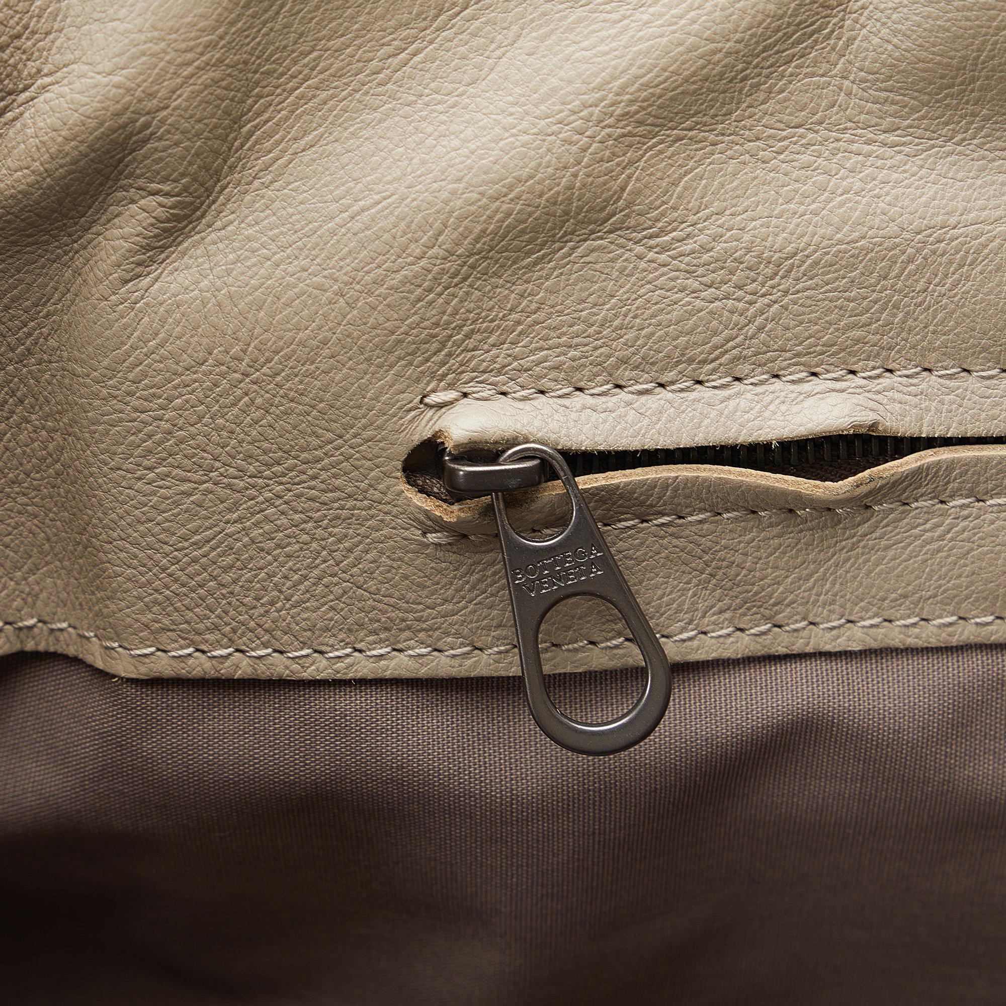 Bottega Veneta Leather Tote Bag (SHG-yOmqYU)