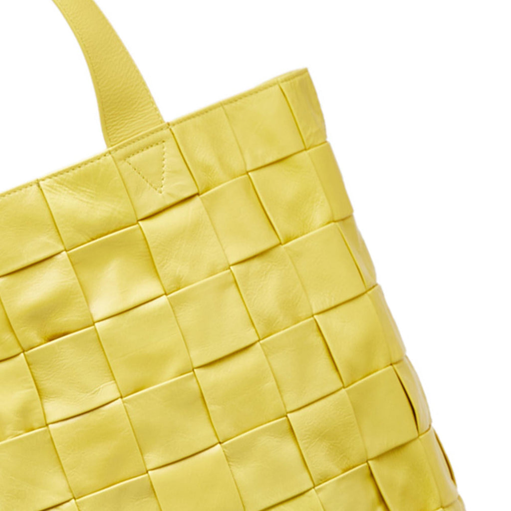Bottega Veneta Maxi Intrecciato Cassette Tote Bag (SHG-uVYp2K)