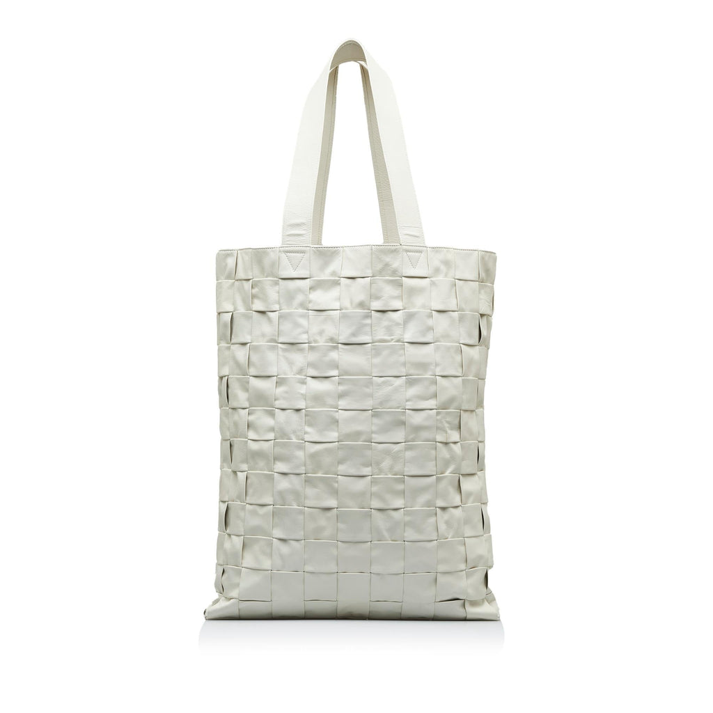 Bottega Veneta Maxi Intrecciato Cassette Tote (SHG-C0Nfyf)