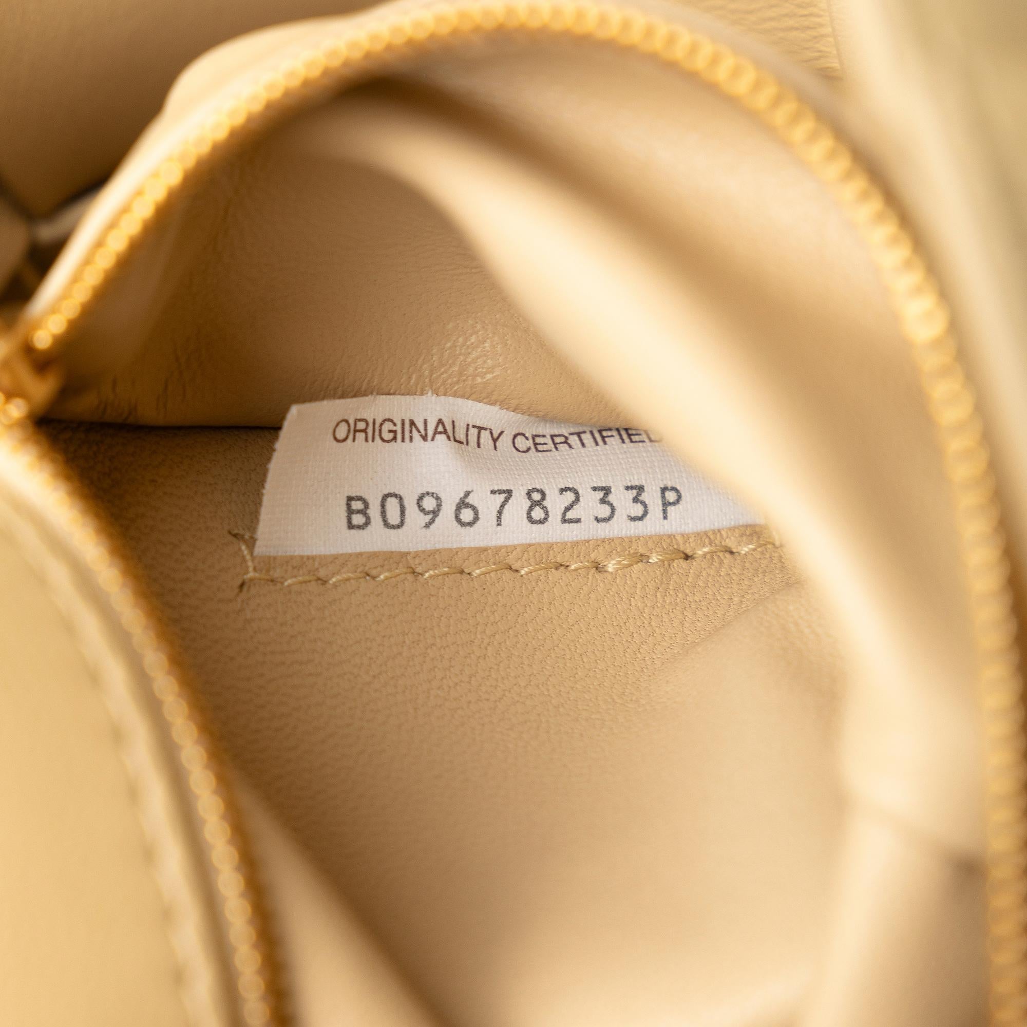 Bottega Veneta Maxi Intrecciato Cassette (SHG-TsKAVj)