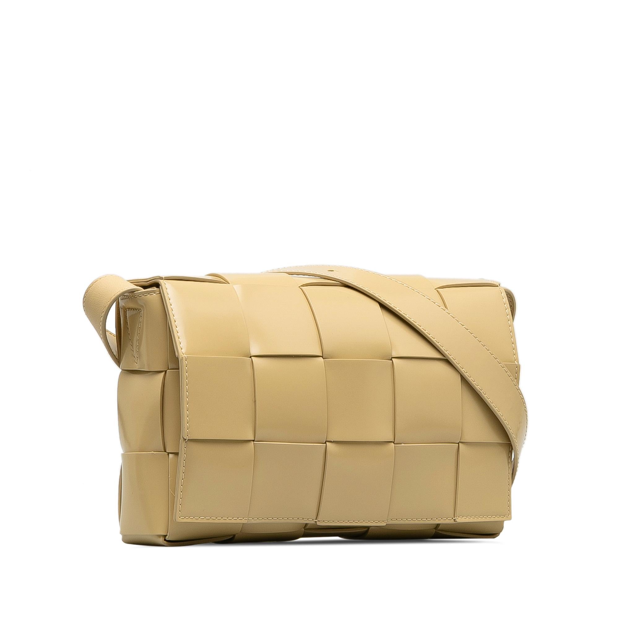Bottega Veneta Maxi Intrecciato Cassette (SHG-TsKAVj)