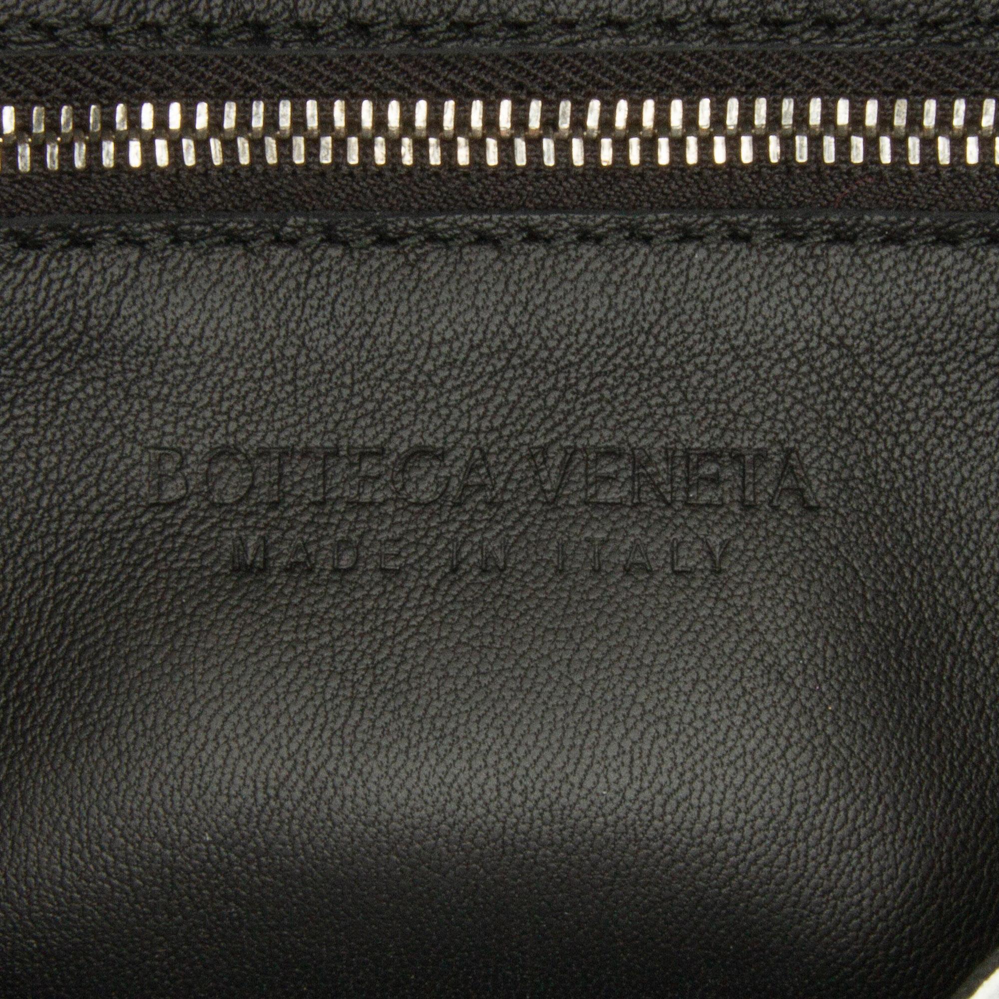 Bottega Veneta Maxi Intrecciato Cassette (SHG-k60ZZD)