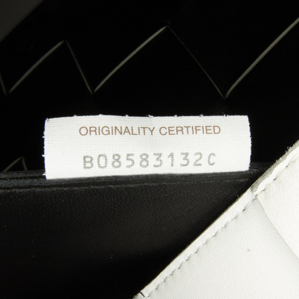 Bottega Veneta Maxi Intrecciato Cassette (SHG-k60ZZD)
