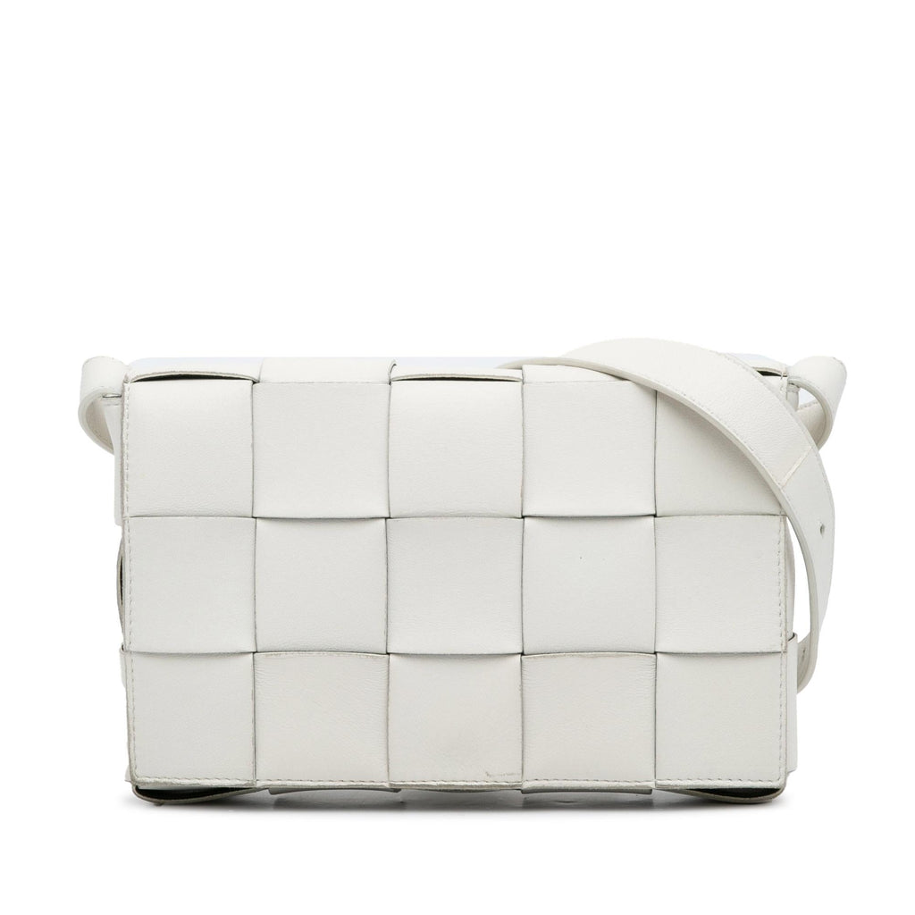 Bottega Veneta Maxi Intrecciato Cassette (SHG-k60ZZD)