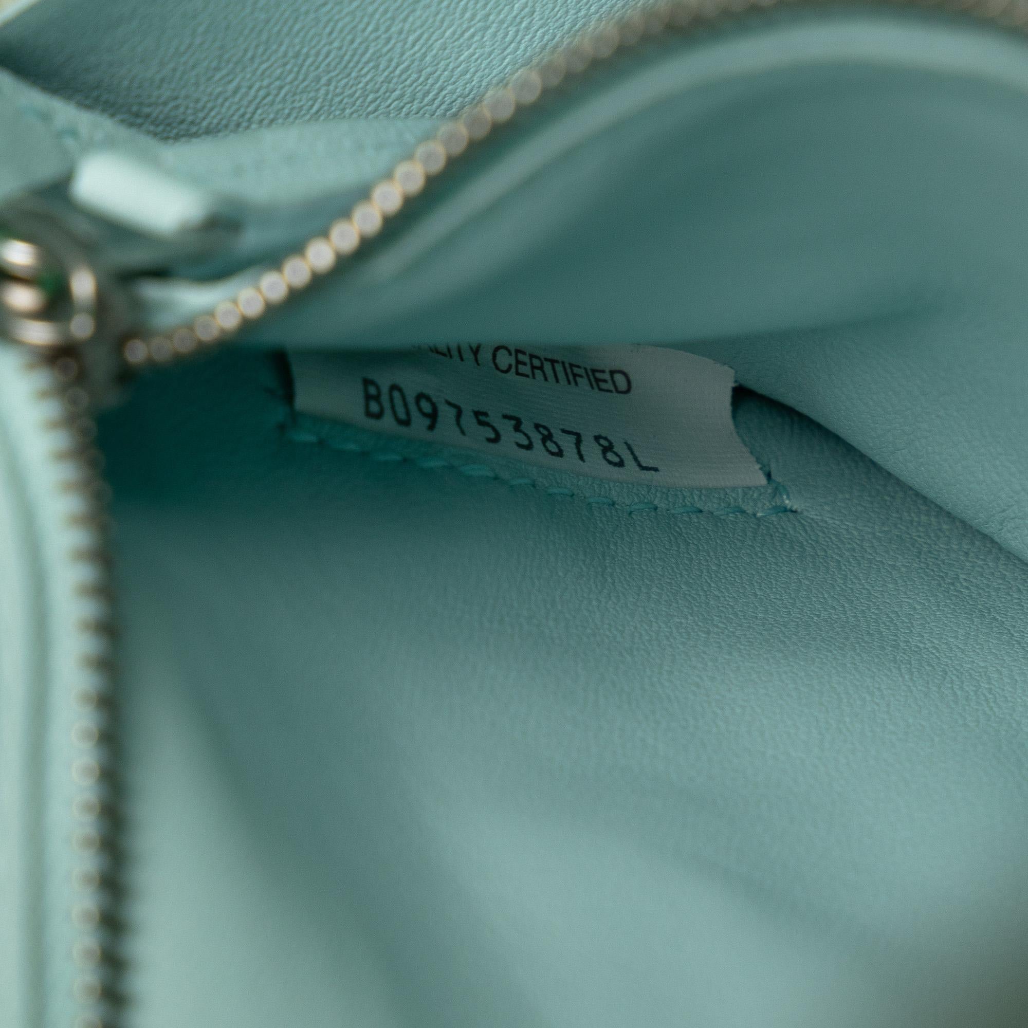 Bottega Veneta Maxi Intrecciato Cassette (SHG-i2fDcm)