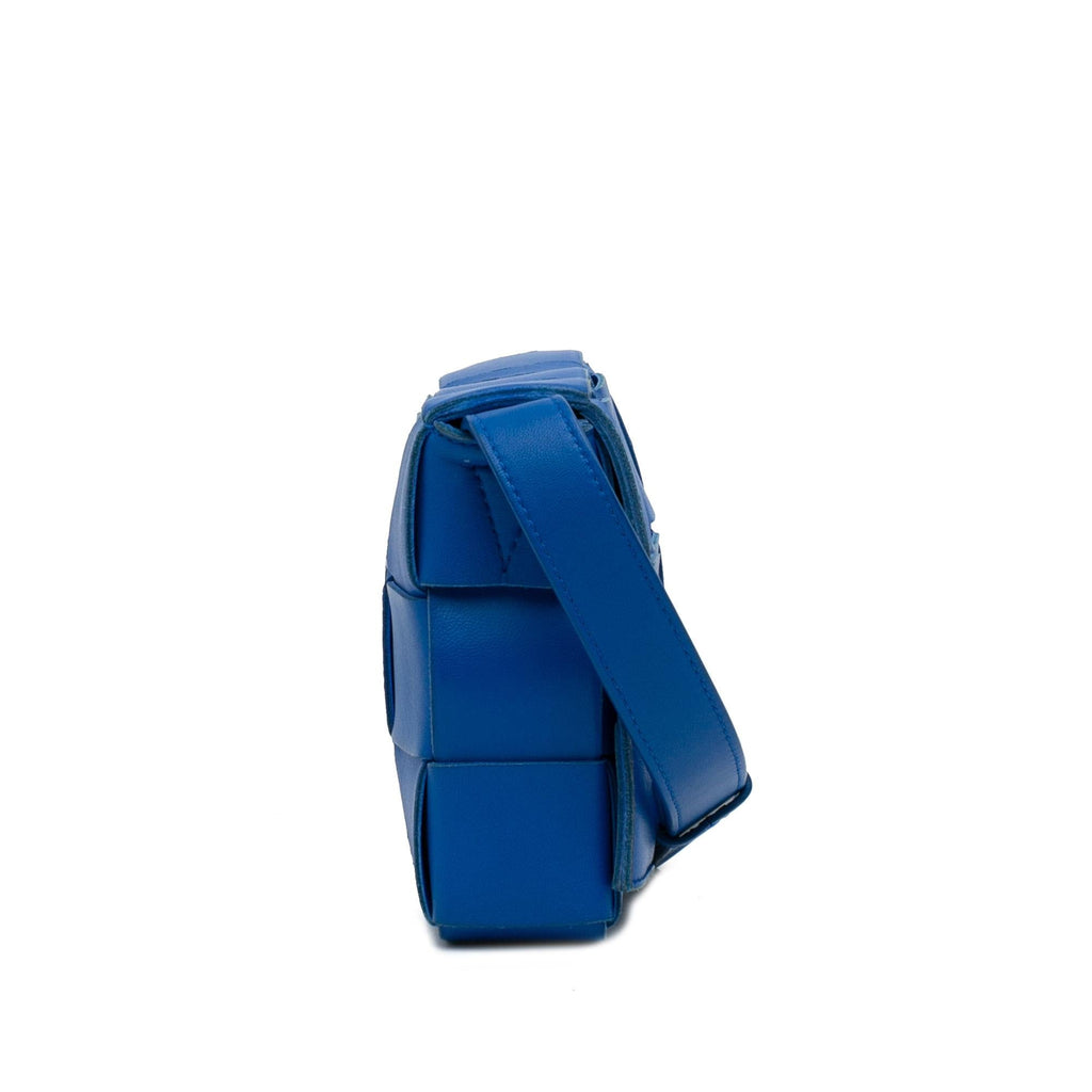 Bottega Veneta Maxi Intrecciato Cassette (SHG-AjD6sS)