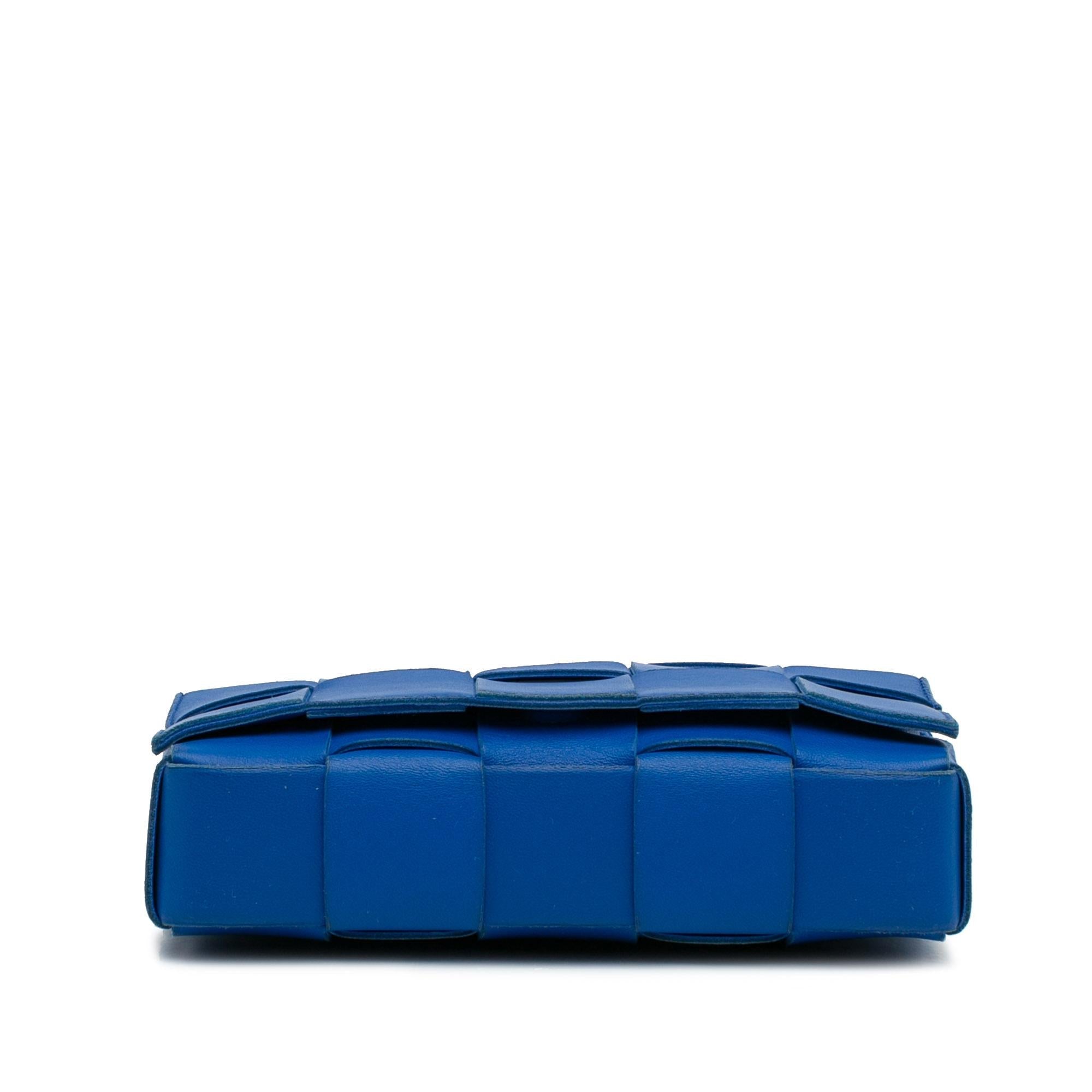 Bottega Veneta Maxi Intrecciato Cassette (SHG-AjD6sS)