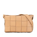Bottega Veneta Maxi Intrecciato Cassette (SHG-182yNs)