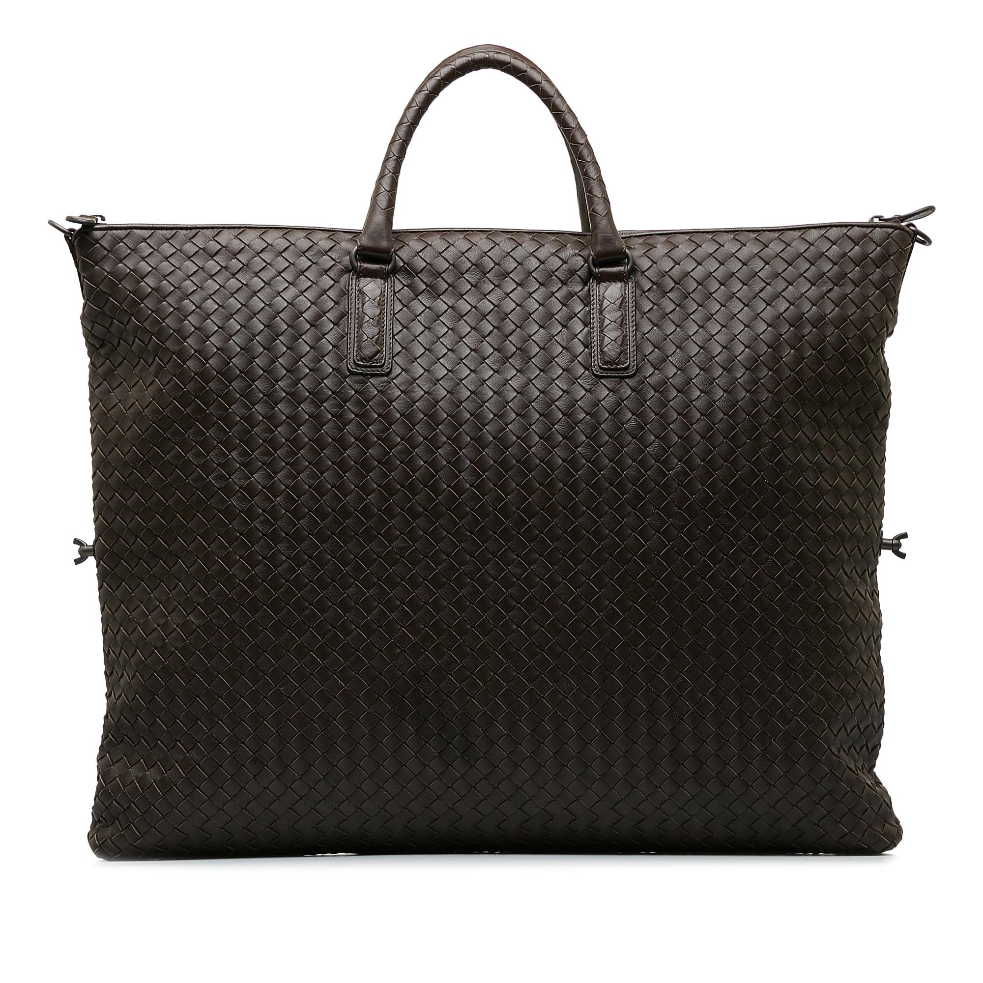 Bottega Veneta Maxi Intrecciato Convertible Tote (SHG-rkPNIe)