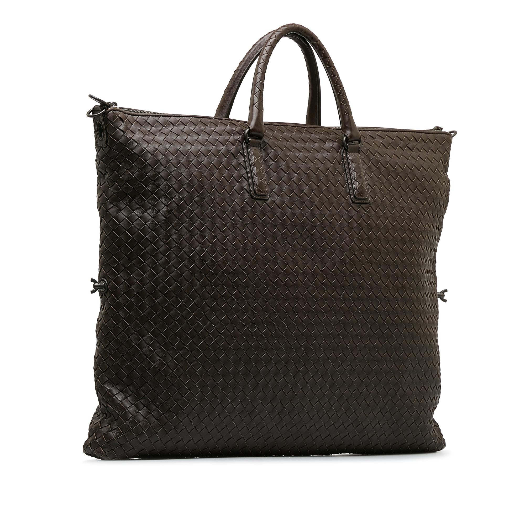 Bottega Veneta Maxi Intrecciato Convertible Tote (SHG-rkPNIe)