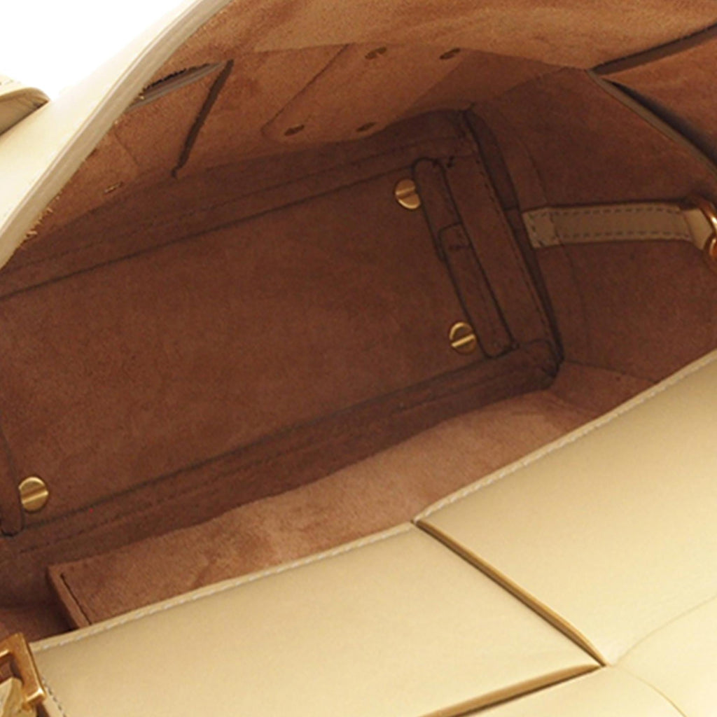 Bottega Veneta Maxi Intrecciato Mini Arco (SHG-gI2WBh)