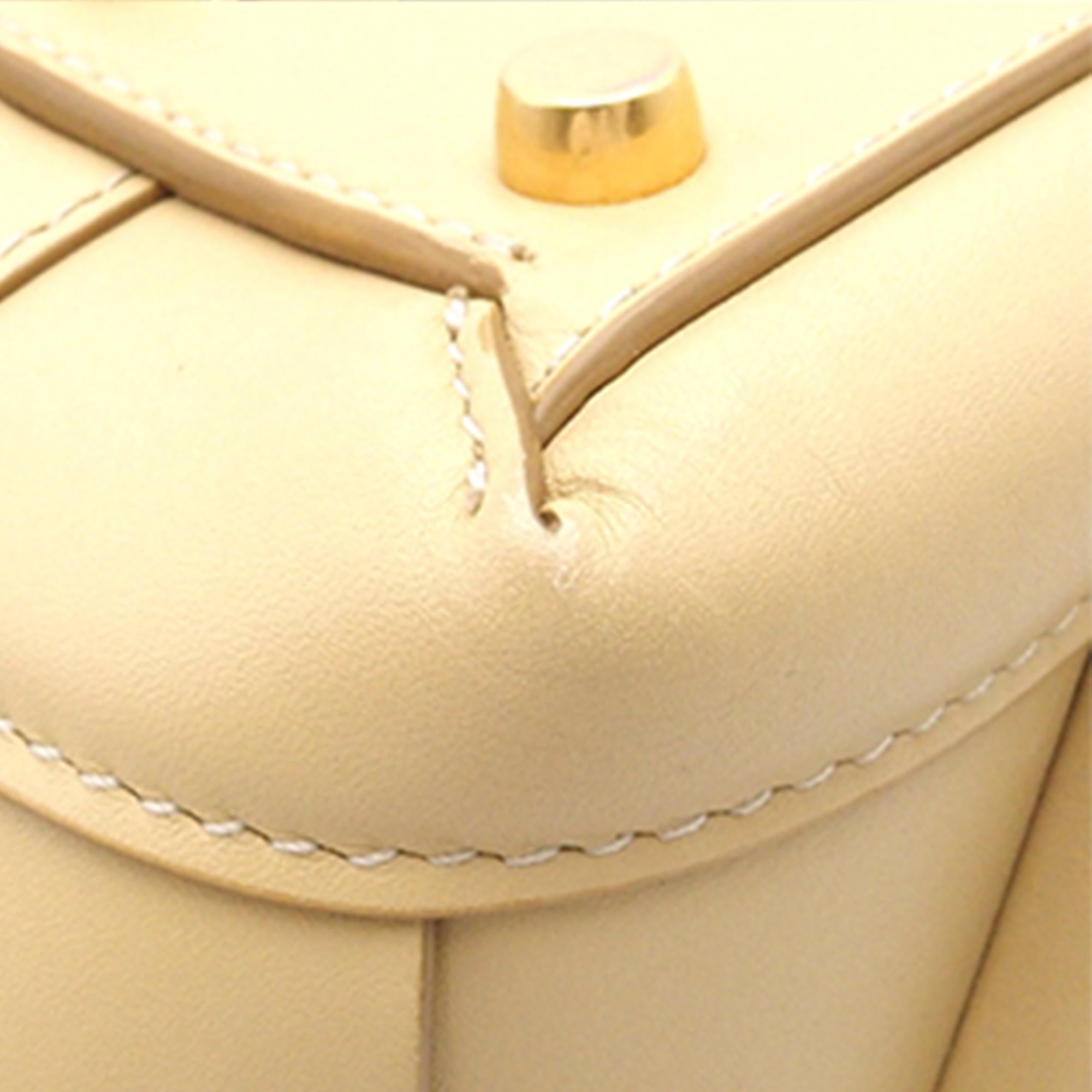 Bottega Veneta Maxi Intrecciato Mini Arco (SHG-gI2WBh)