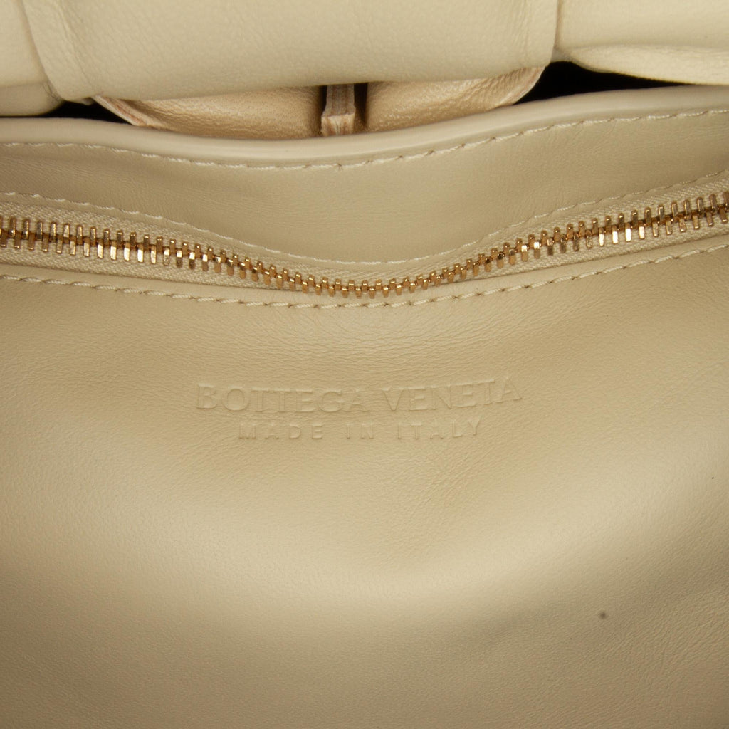Bottega Veneta Maxi Intrecciato Padded Cassette Chain (SHG-BvbV9I)