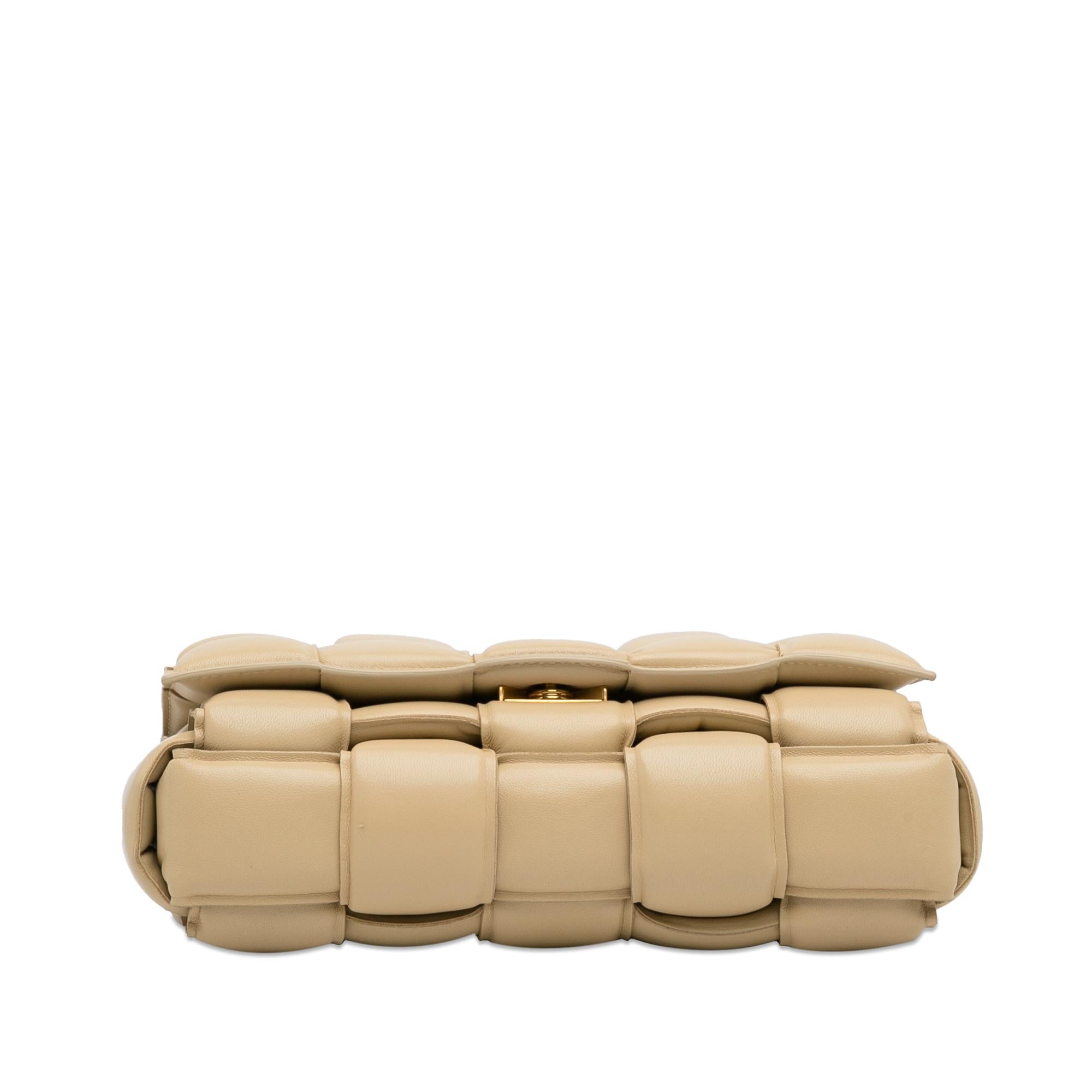 Bottega Veneta Maxi Intrecciato Padded Cassette Chain (SHG-BvbV9I)