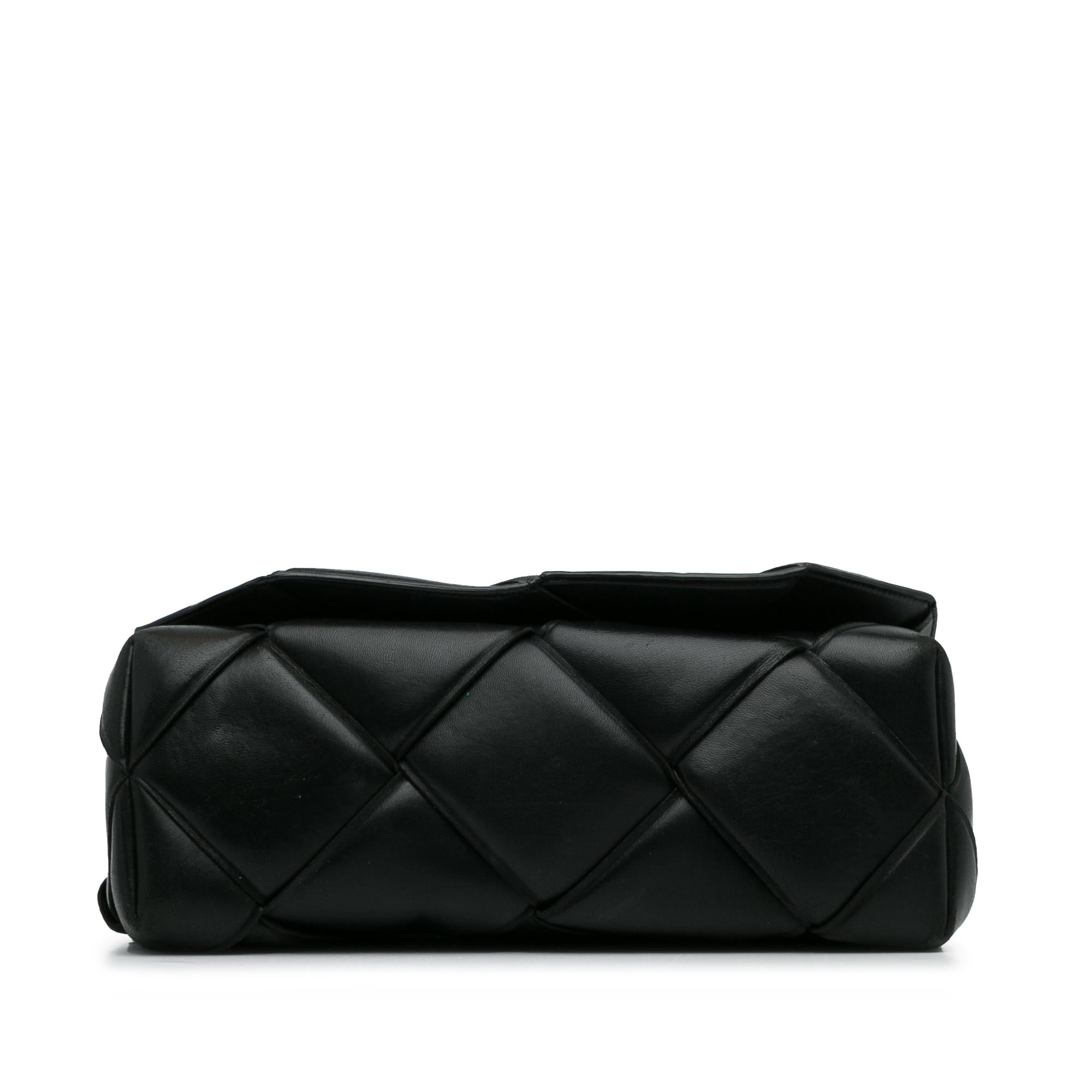 Bottega Veneta Maxi Intrecciato Padded Leather Satchel (SHG-sOI9vi)
