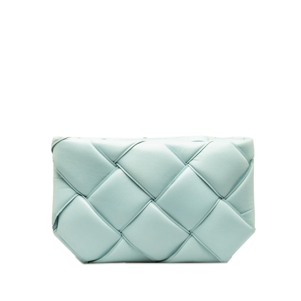 Bottega Veneta Maxi Intrecciato Padded Pouch (SHG-sieLdA)